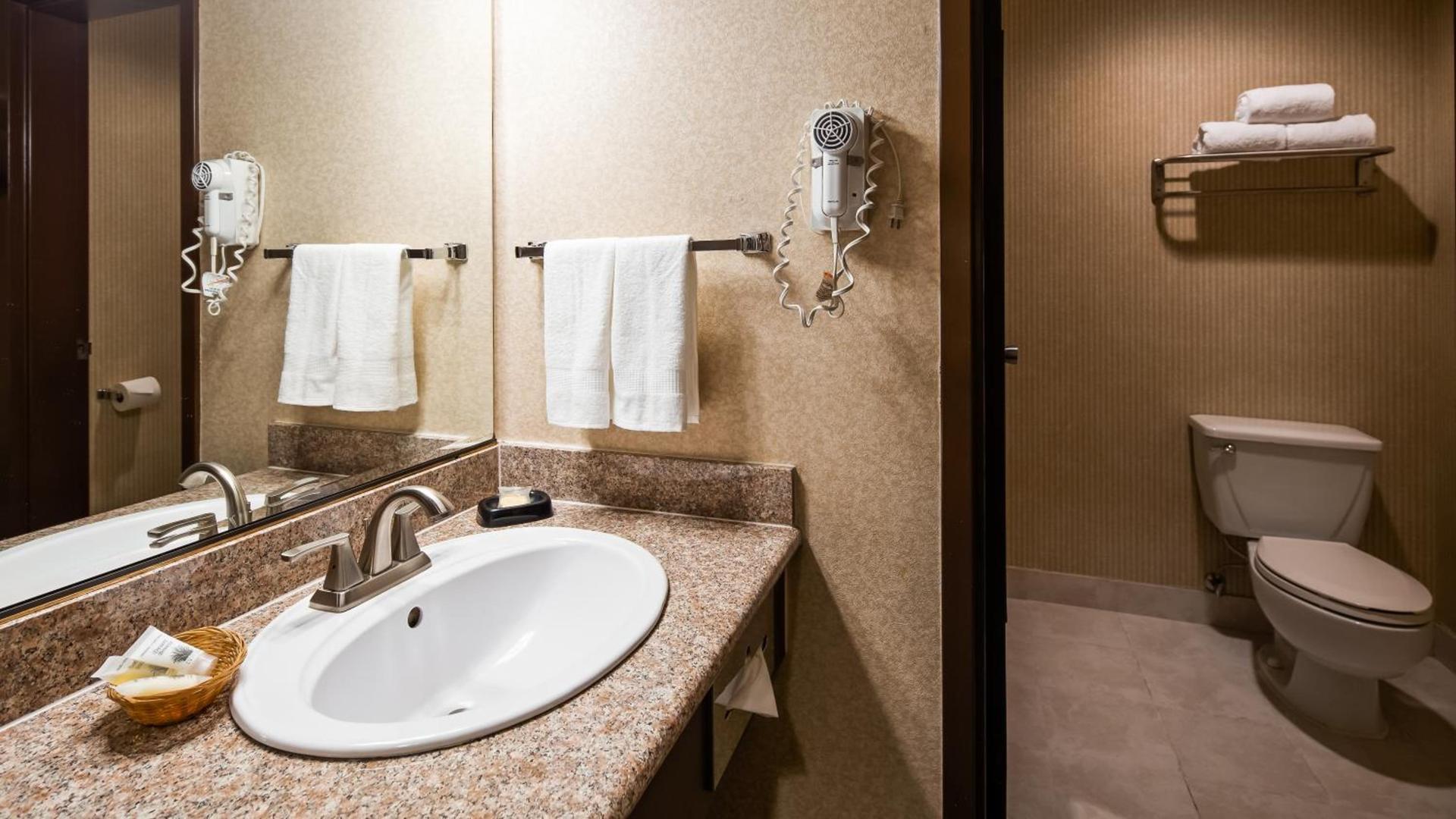 SureStay Plus Hotel by Best Western Reno Airport photo 62