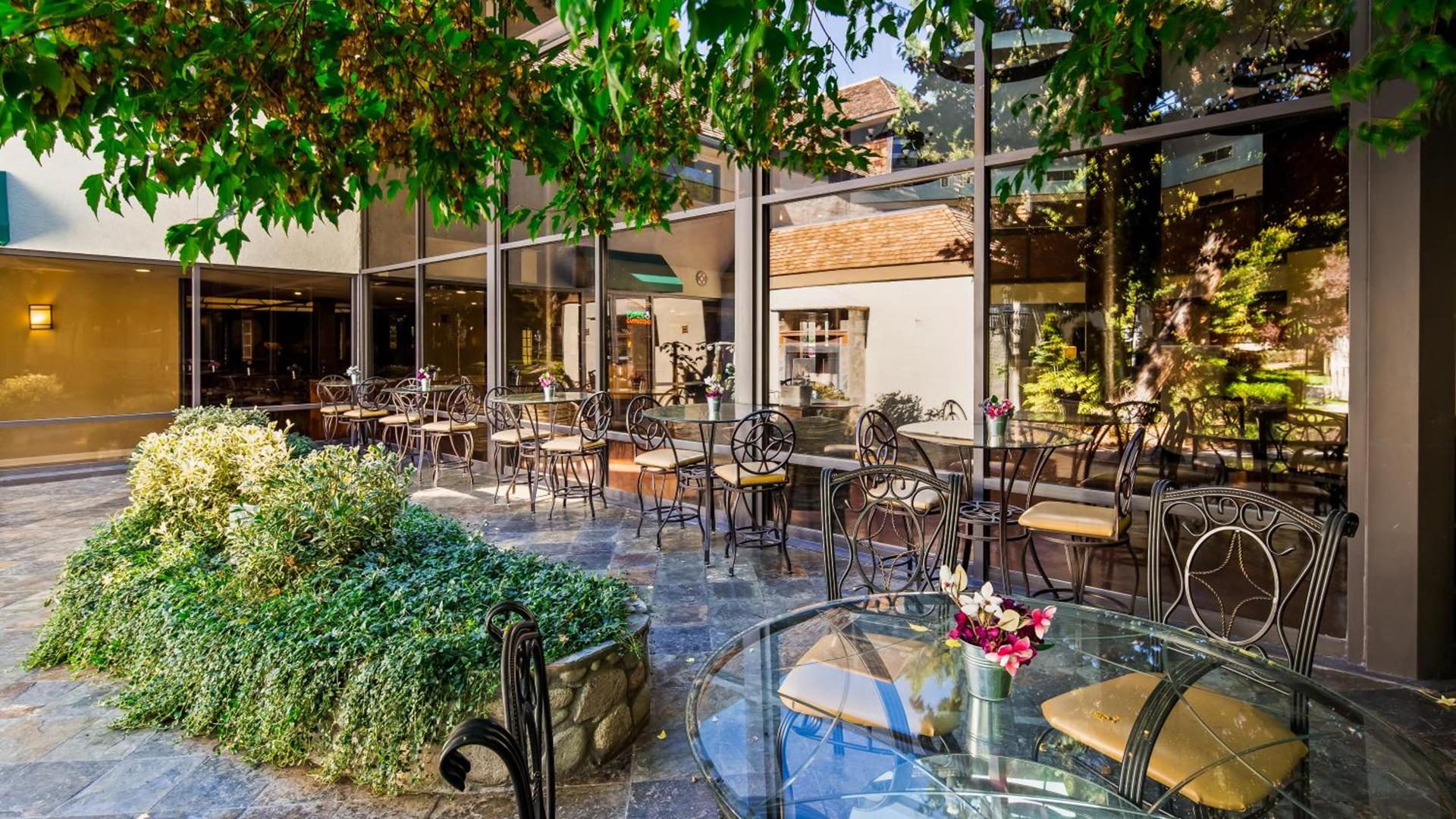 SureStay Plus Hotel by Best Western Reno Airport photo 55