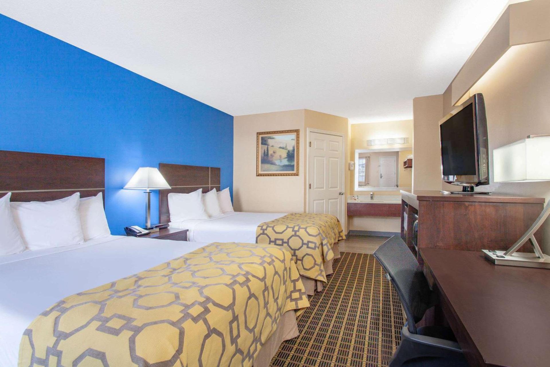 Baymont by Wyndham Greenwood photo 11