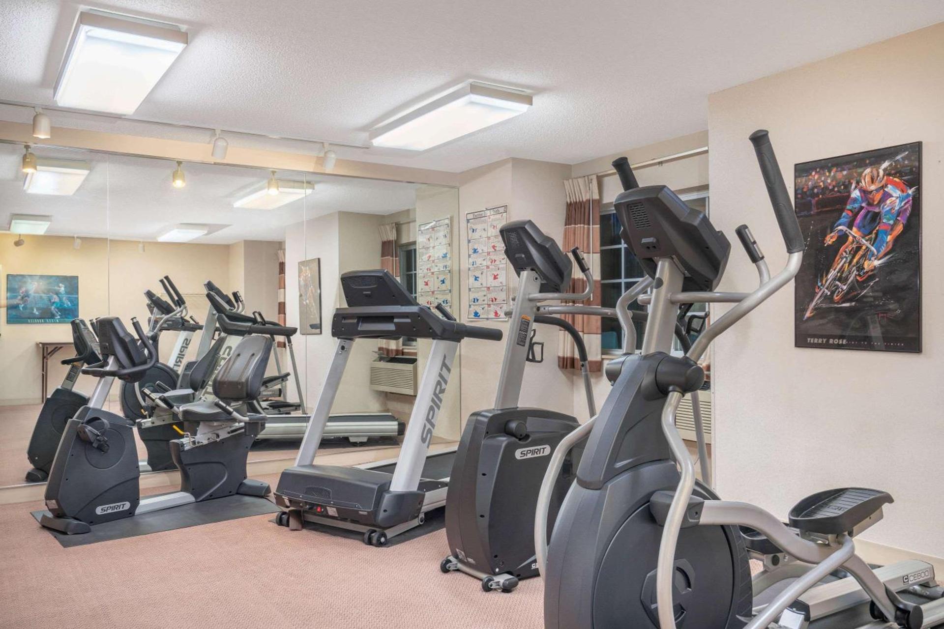 Microtel Inn & Suites by Wyndham Eagan/St Paul photo 8