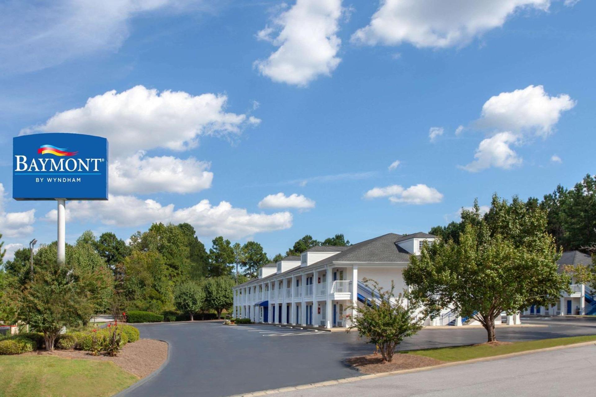 Baymont by Wyndham Greenwood — hotel in Greenwood