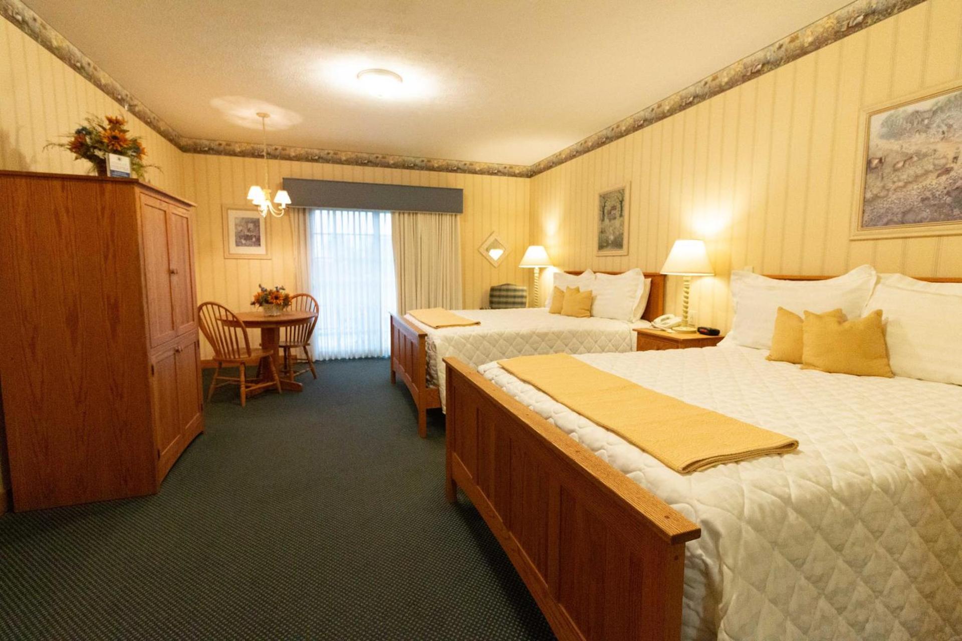 Essenhaus Inn & Conf. Center photo 26