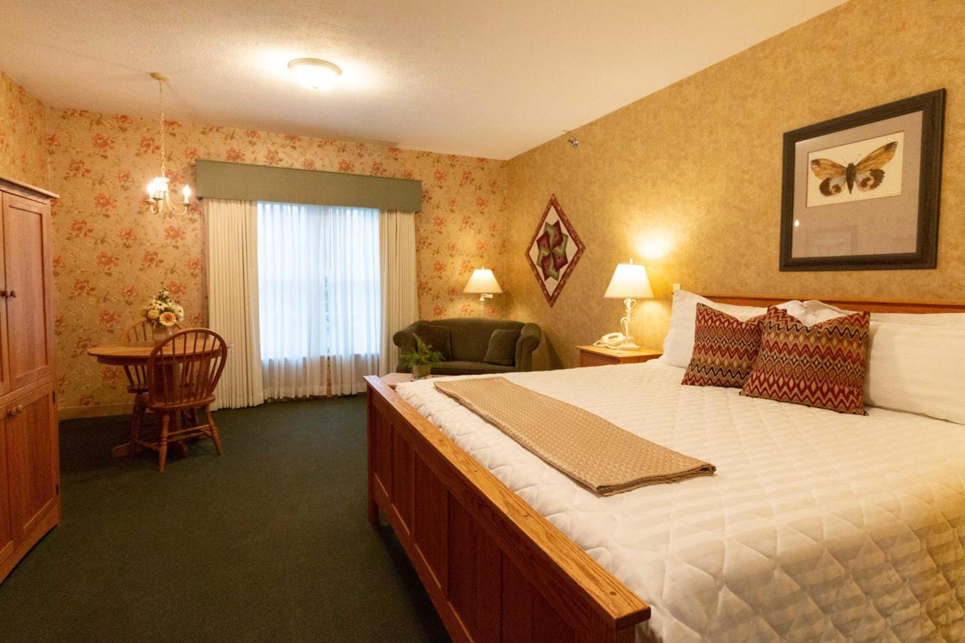 Essenhaus Inn & Conf. Center photo 8