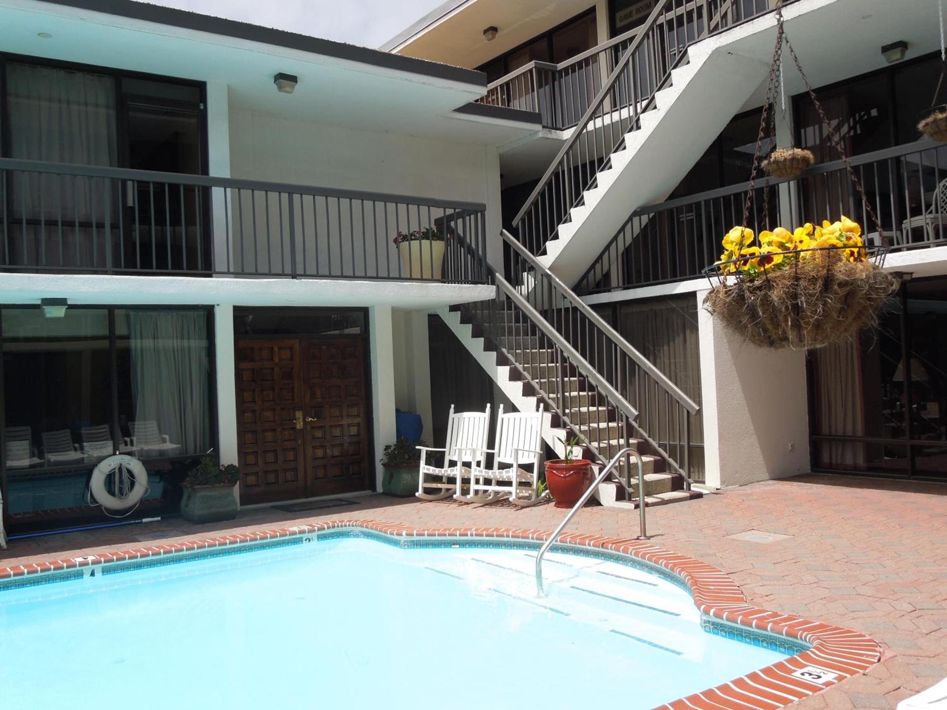 Alamar Resort Inn photo 34