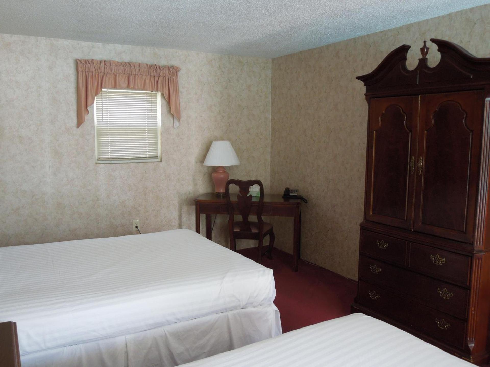 Alamar Resort Inn photo 36