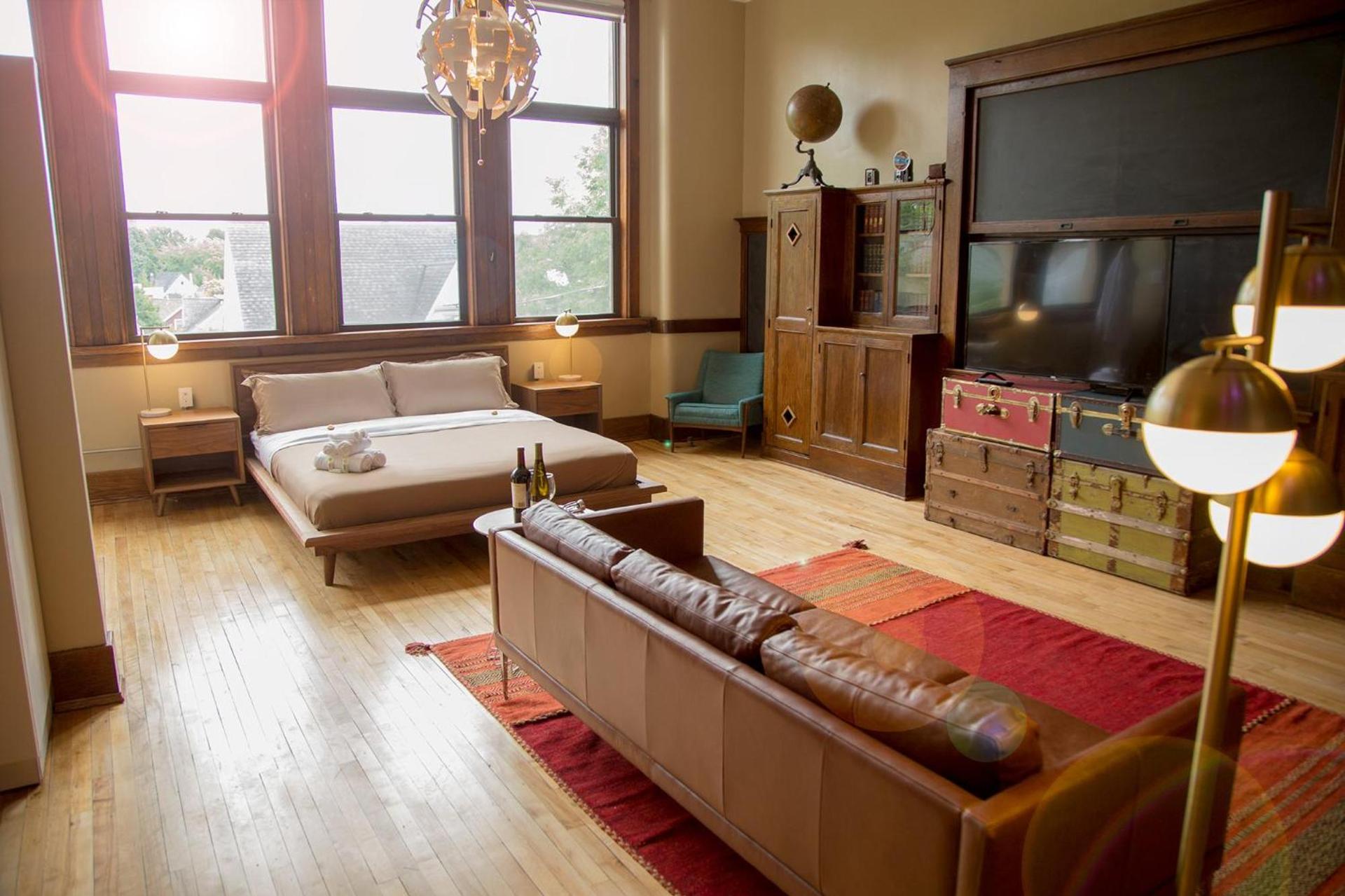 School 31 Lofts photo 95