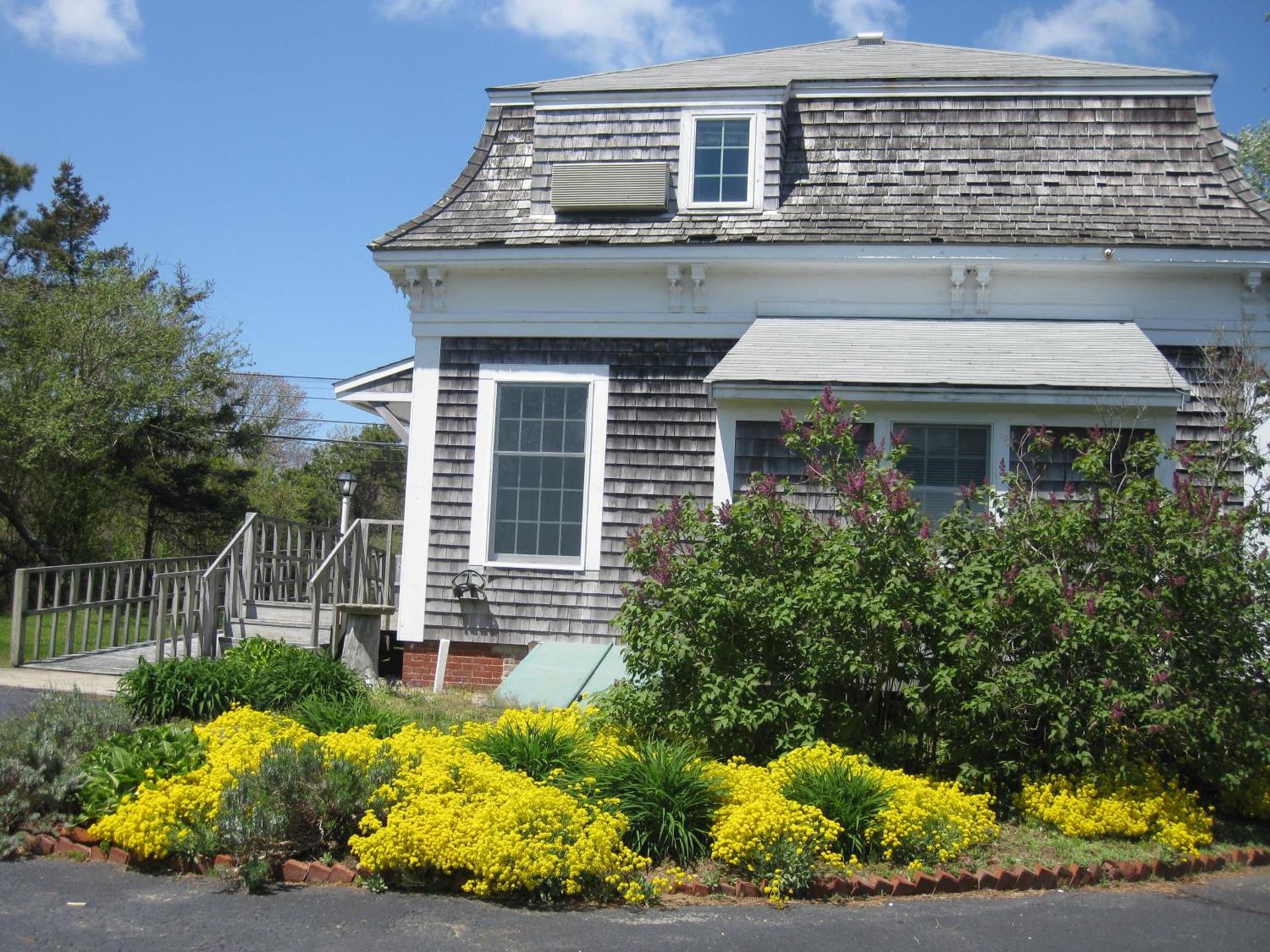 The Chatham Motel photo 13