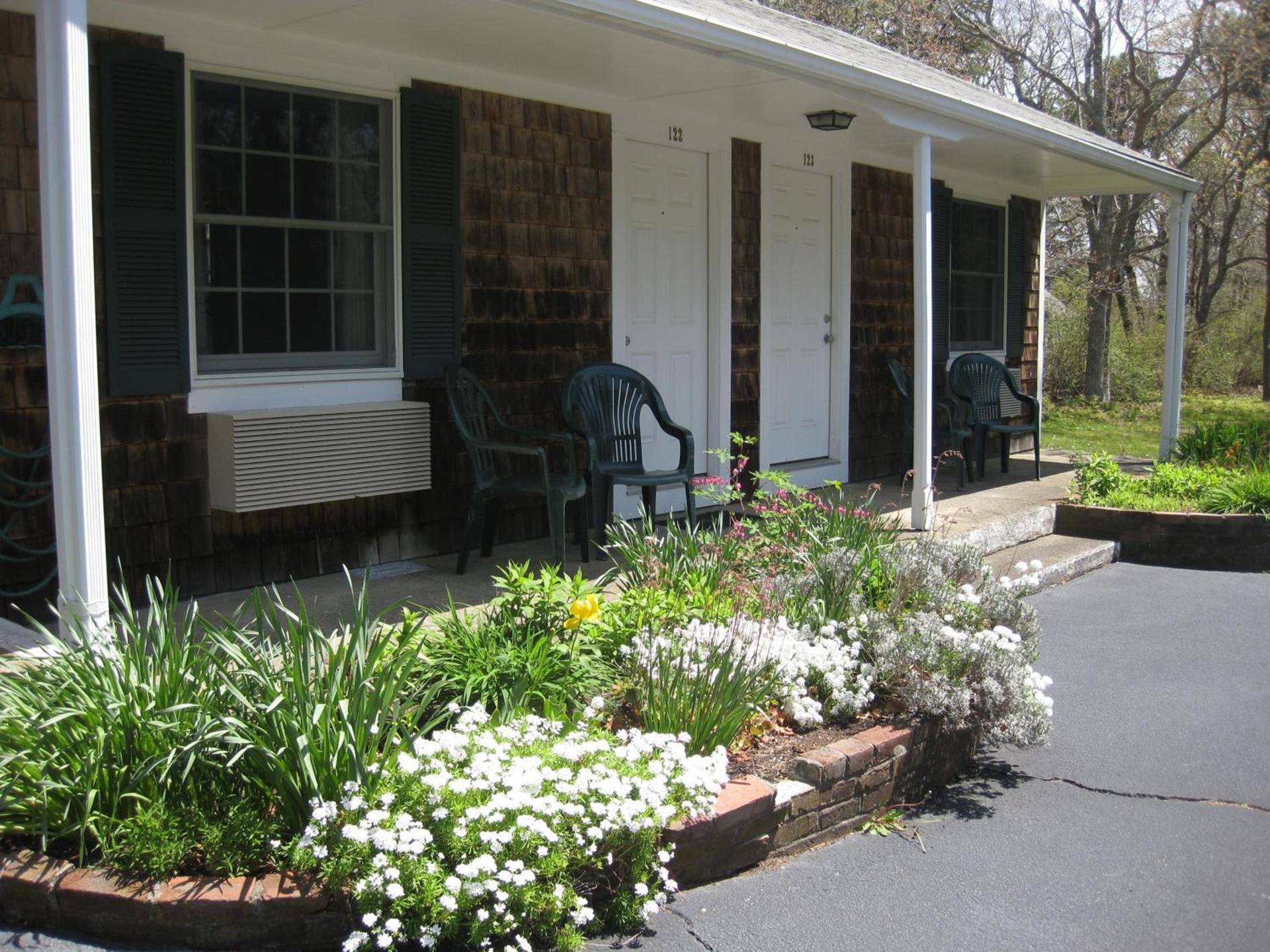 The Chatham Motel photo 17