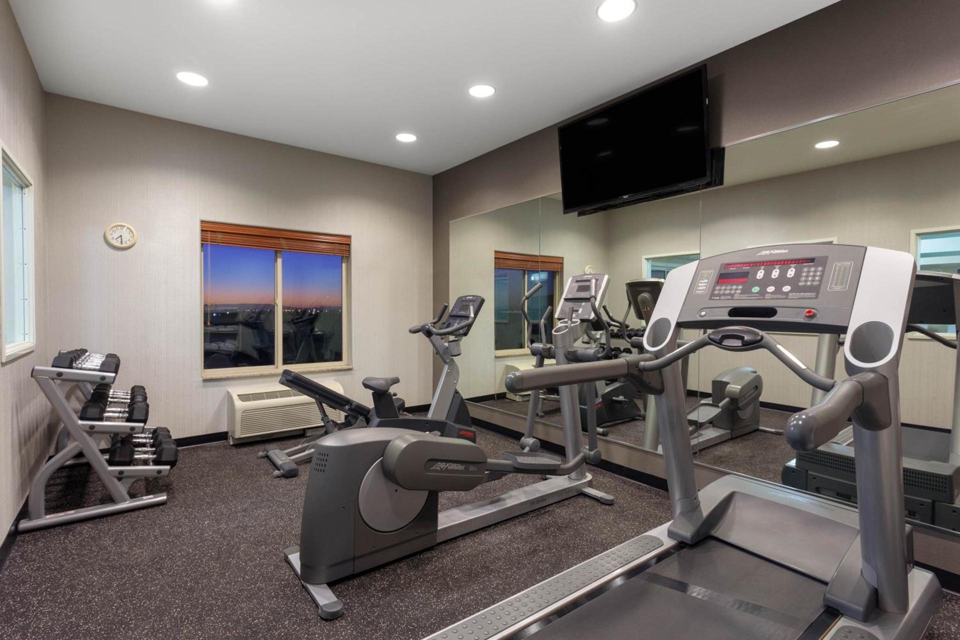Wingate by Wyndham Moses Lake photo 3