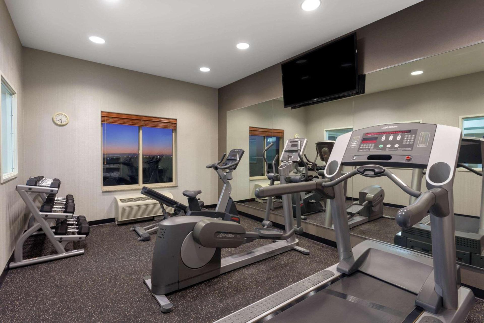 Wingate by Wyndham Moses Lake photo 60