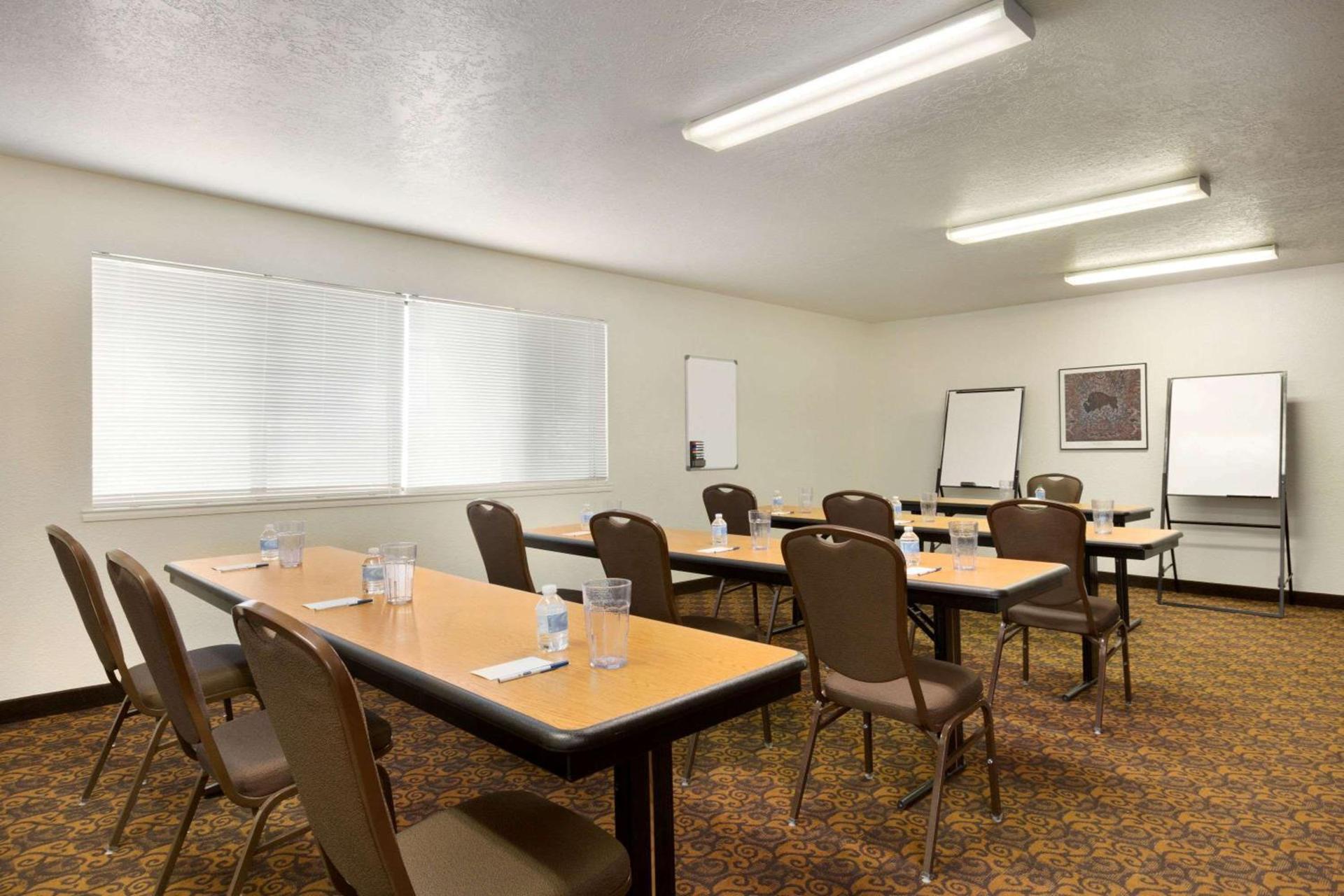 Travelodge by Wyndham Belen photo 19