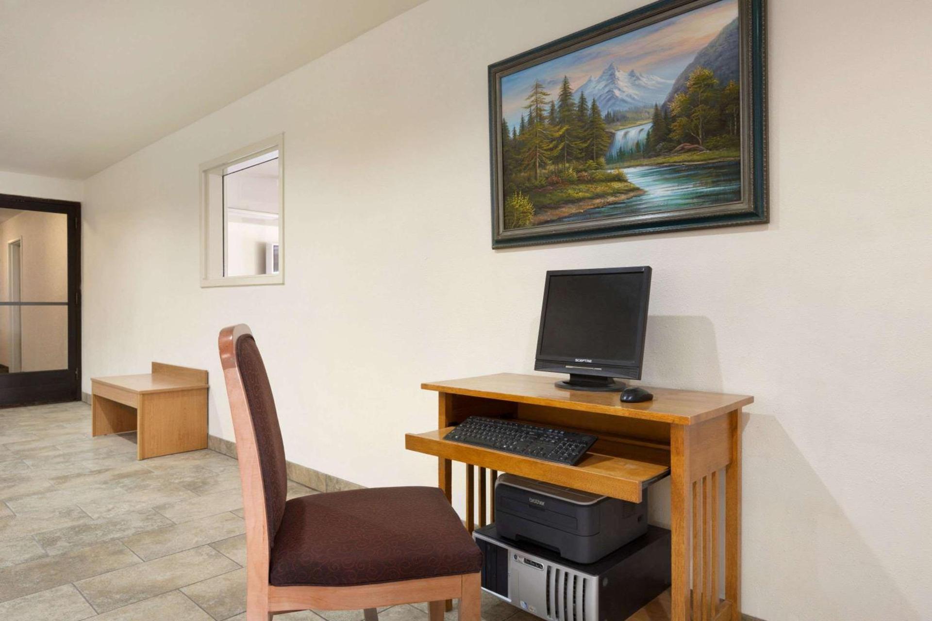 Travelodge by Wyndham Belen photo 14