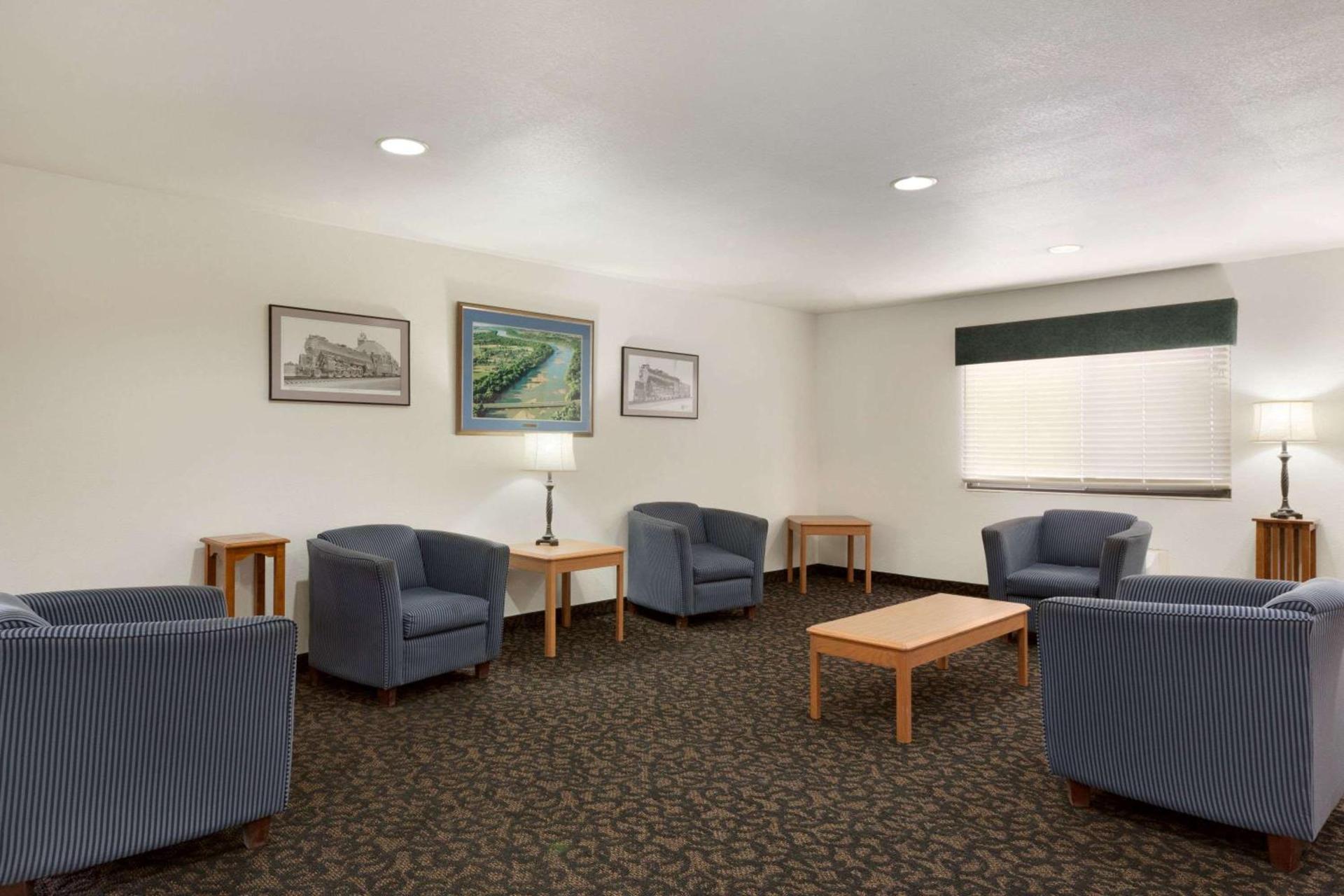 Travelodge by Wyndham Belen photo 13