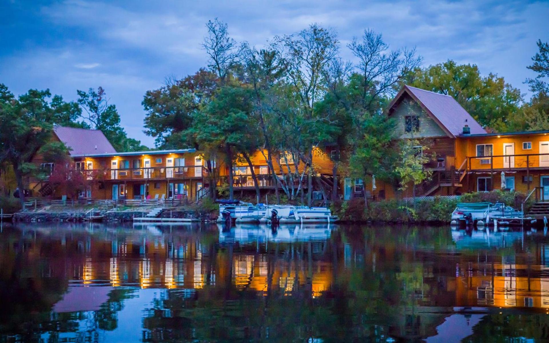 Curriers Lakeview Lodge photo 1