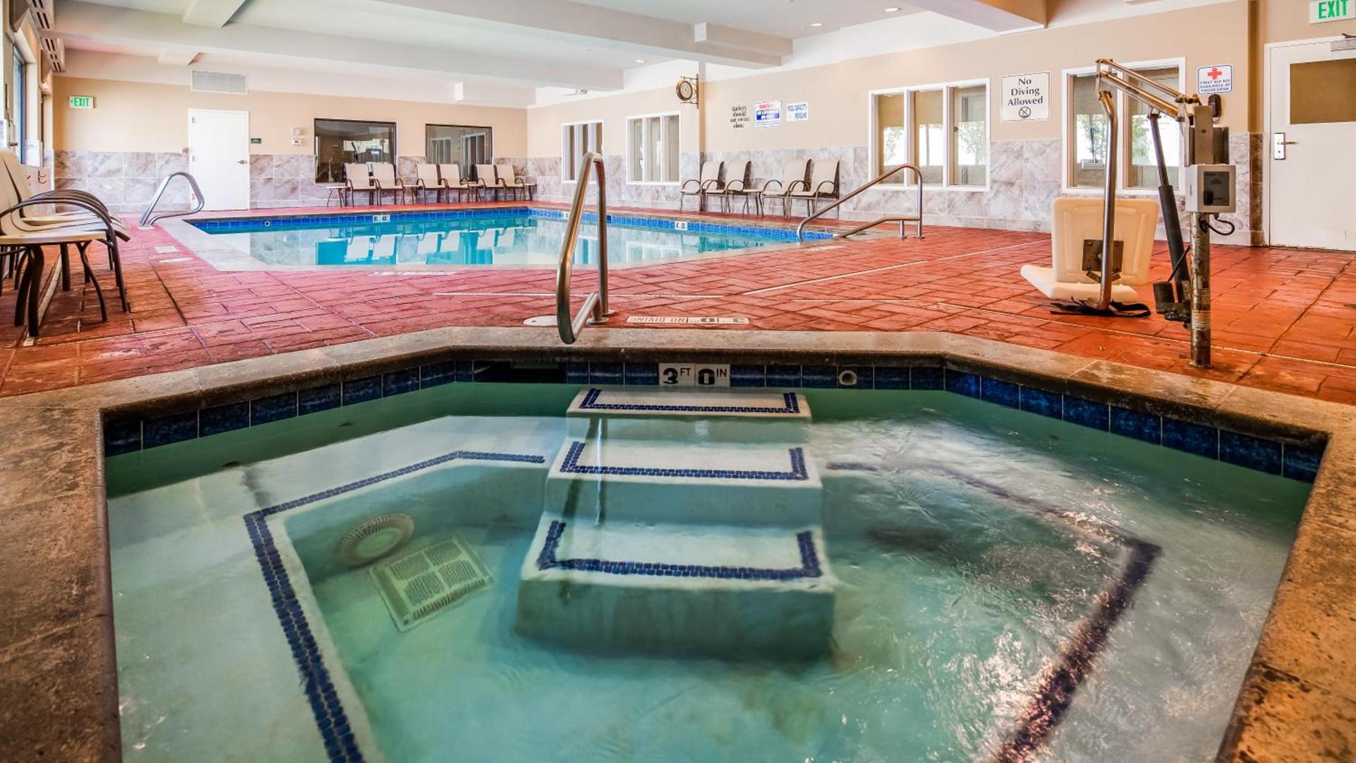 Best Western Plus Canyon Pines photo 26