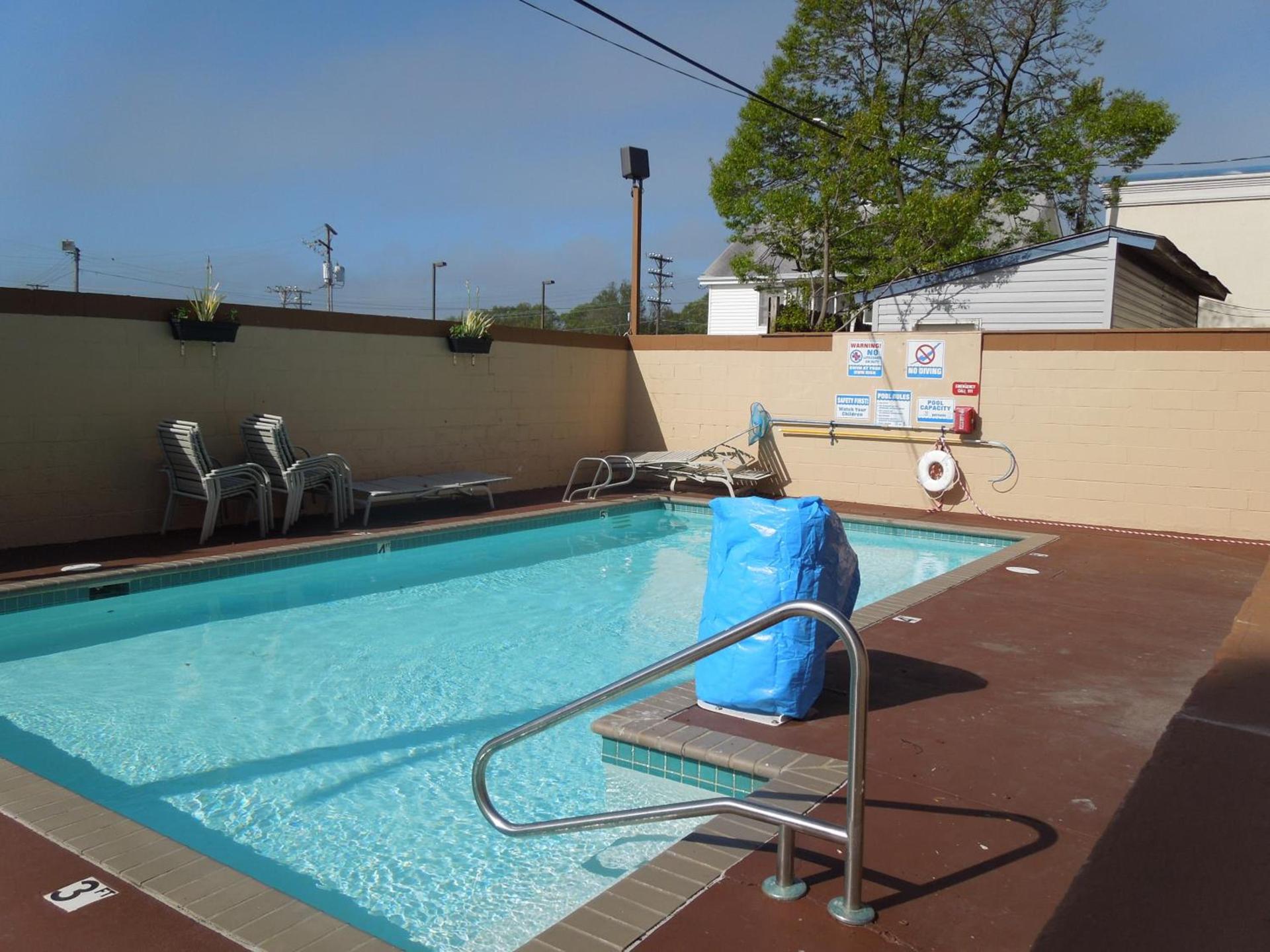 Sundial Inn photo 21