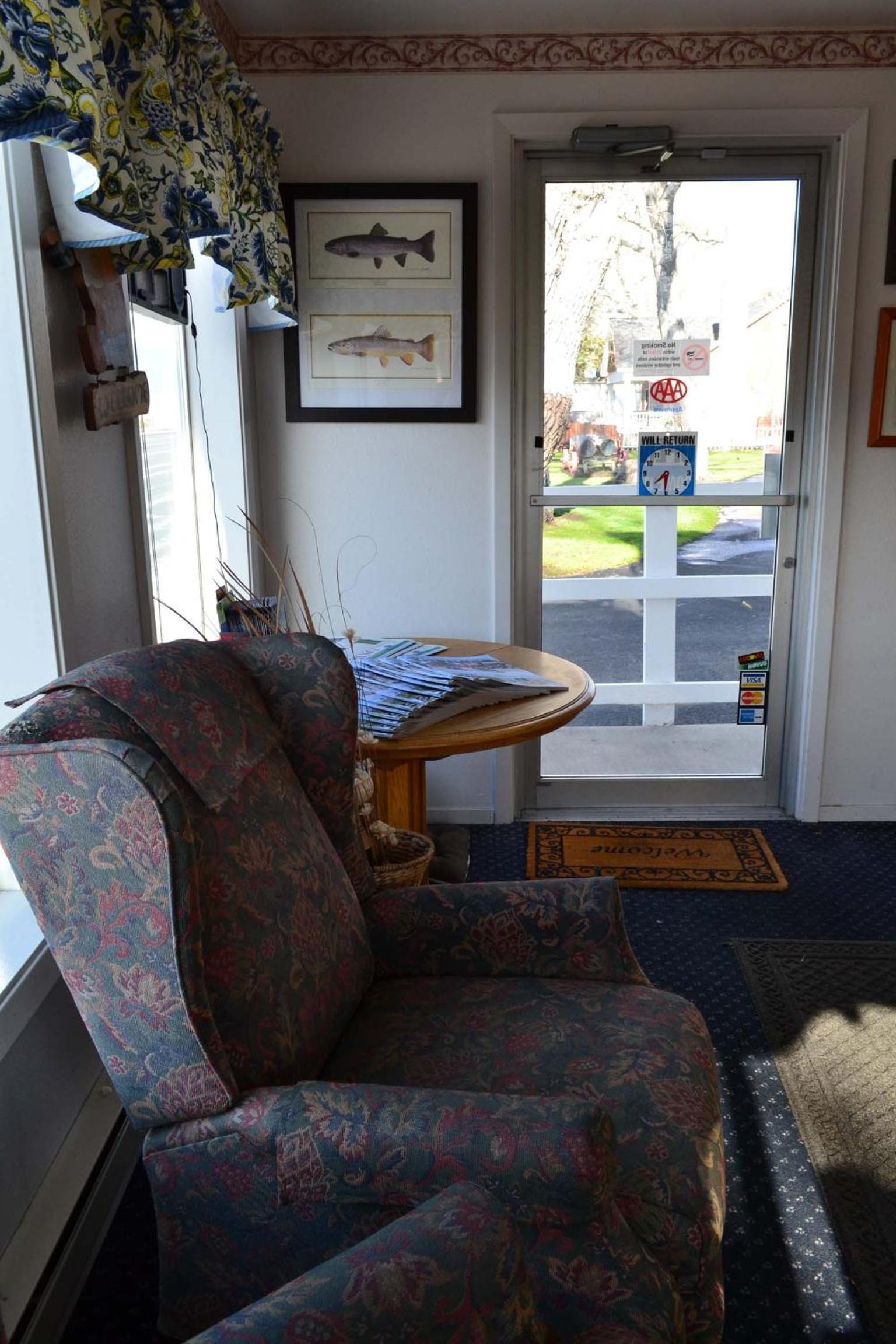 Silver Maple Inn photo 18