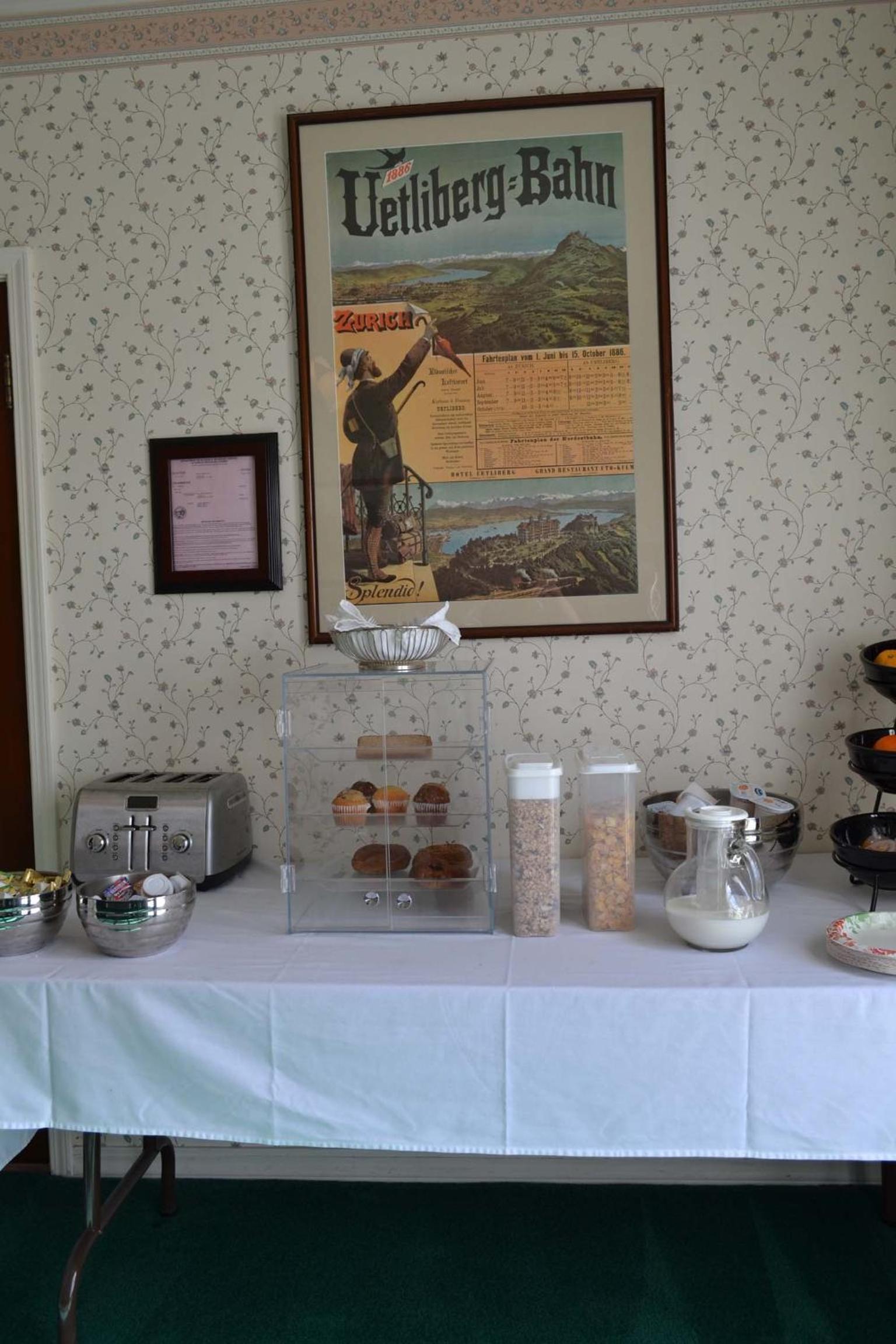Silver Maple Inn photo 22