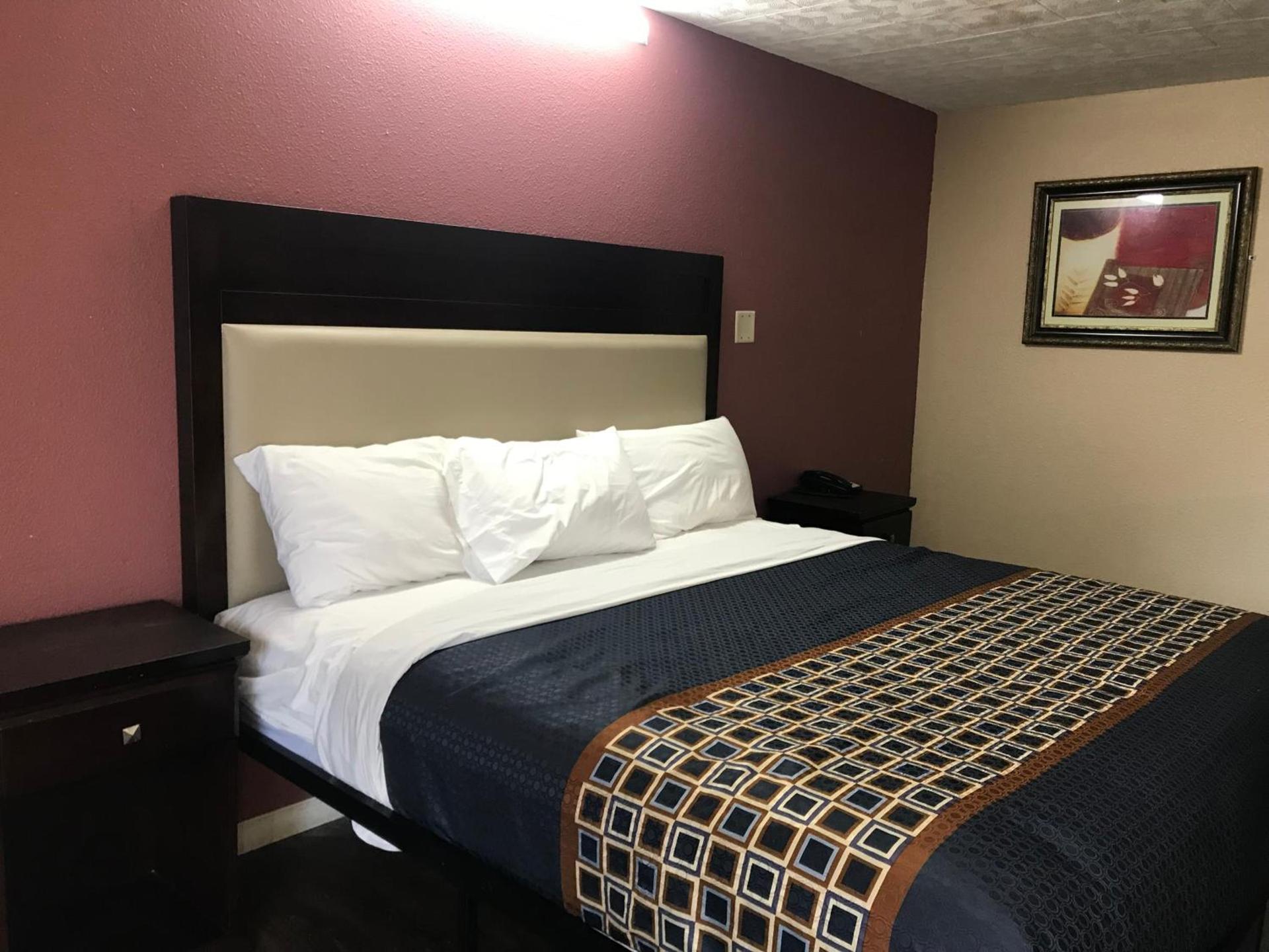 Express Inn photo 9