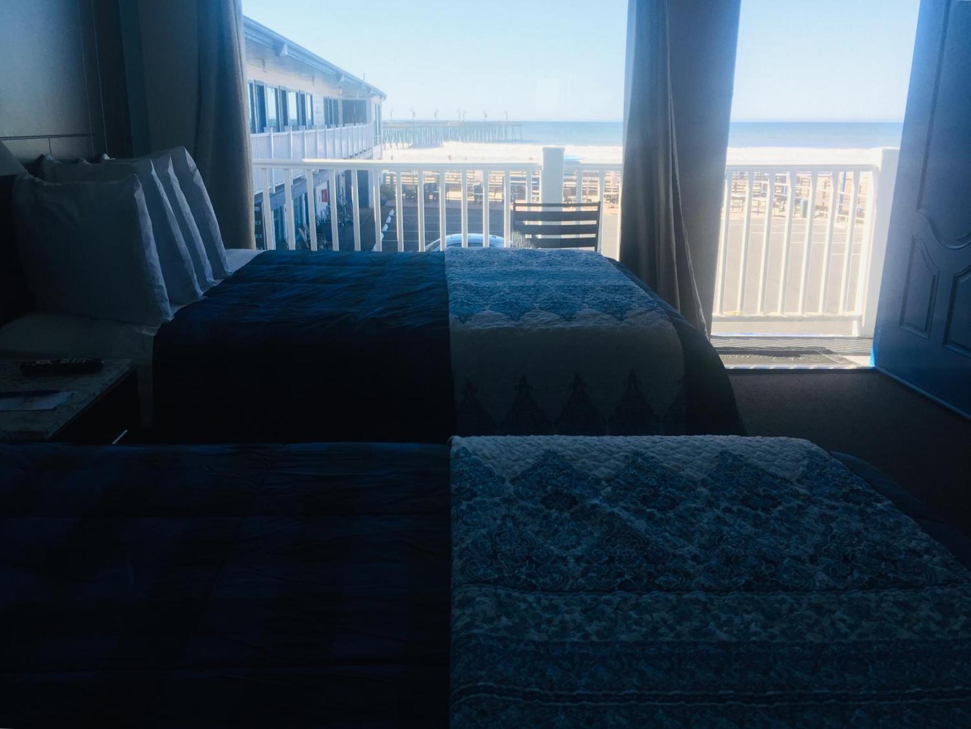 Dolphin Cove Motel photo 57