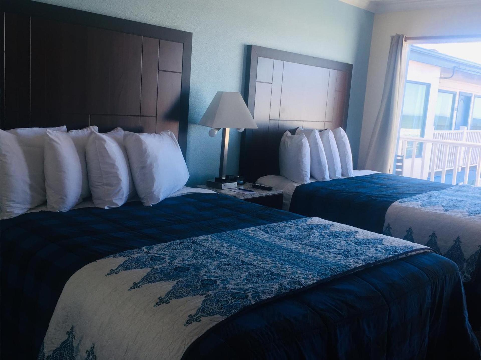 Dolphin Cove Motel photo 59