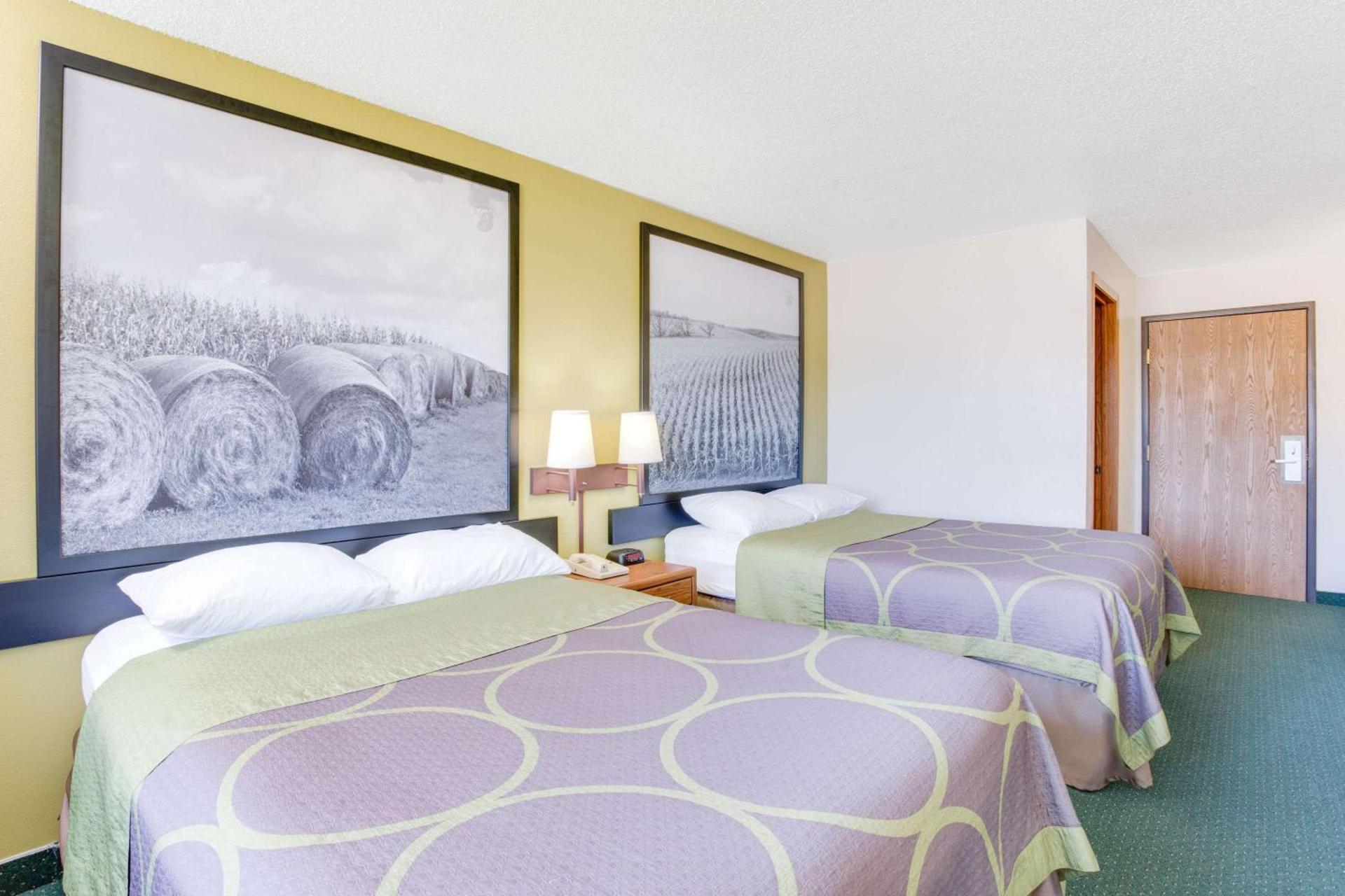 Super 8 by Wyndham Oelwein photo 14
