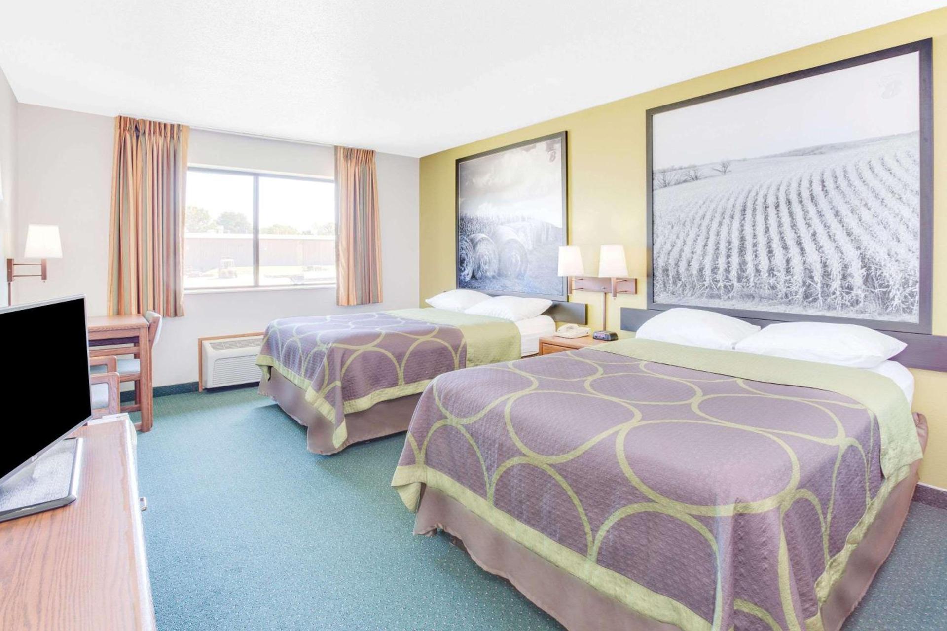 Super 8 by Wyndham Oelwein photo 5
