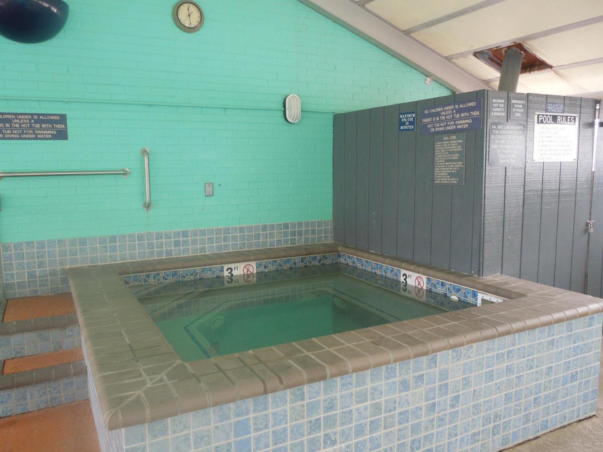 Seahawk Motel photo 16
