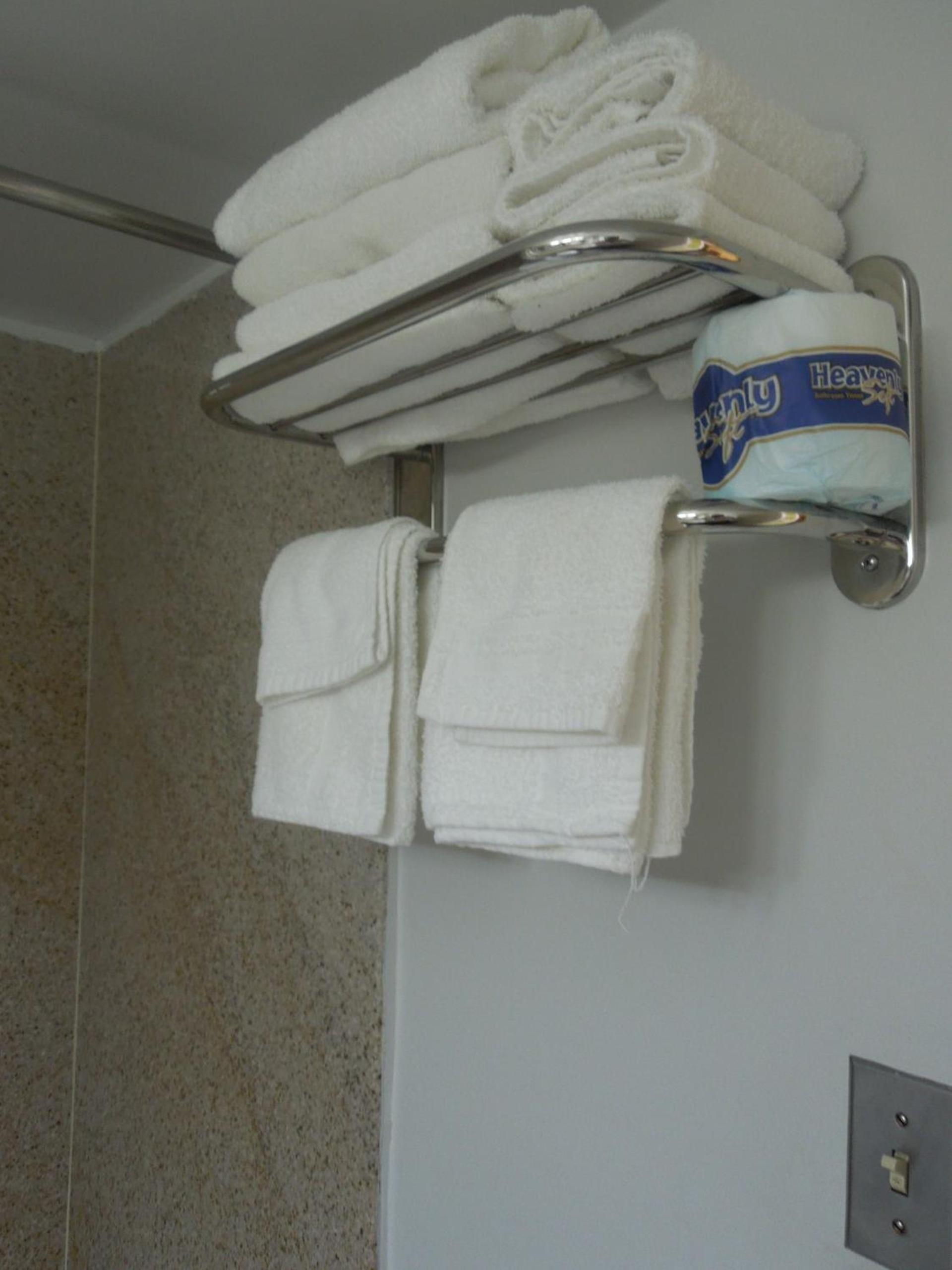 Seahawk Motel photo 29