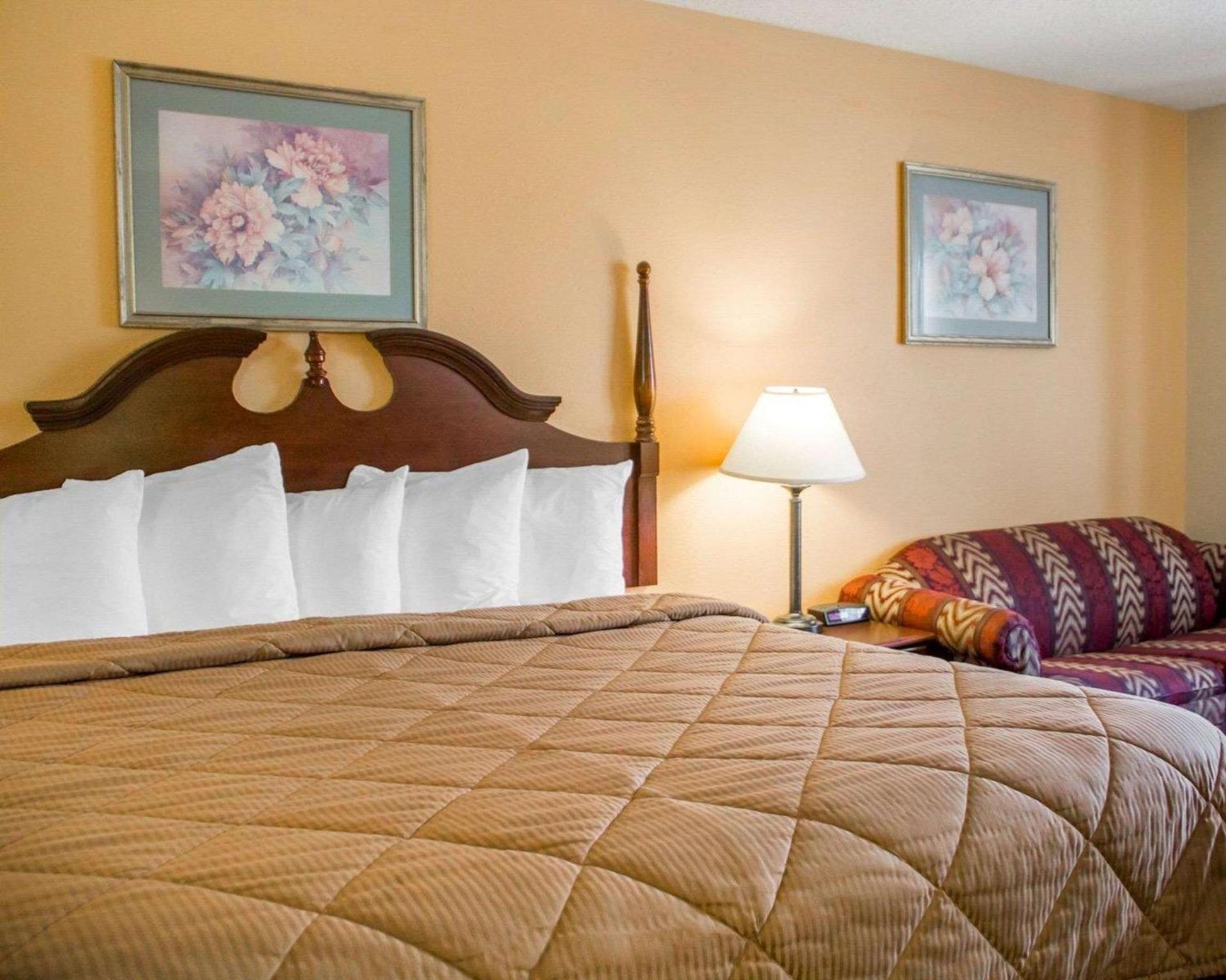 Quality Inn Broken Arrow - Tulsa photo 20