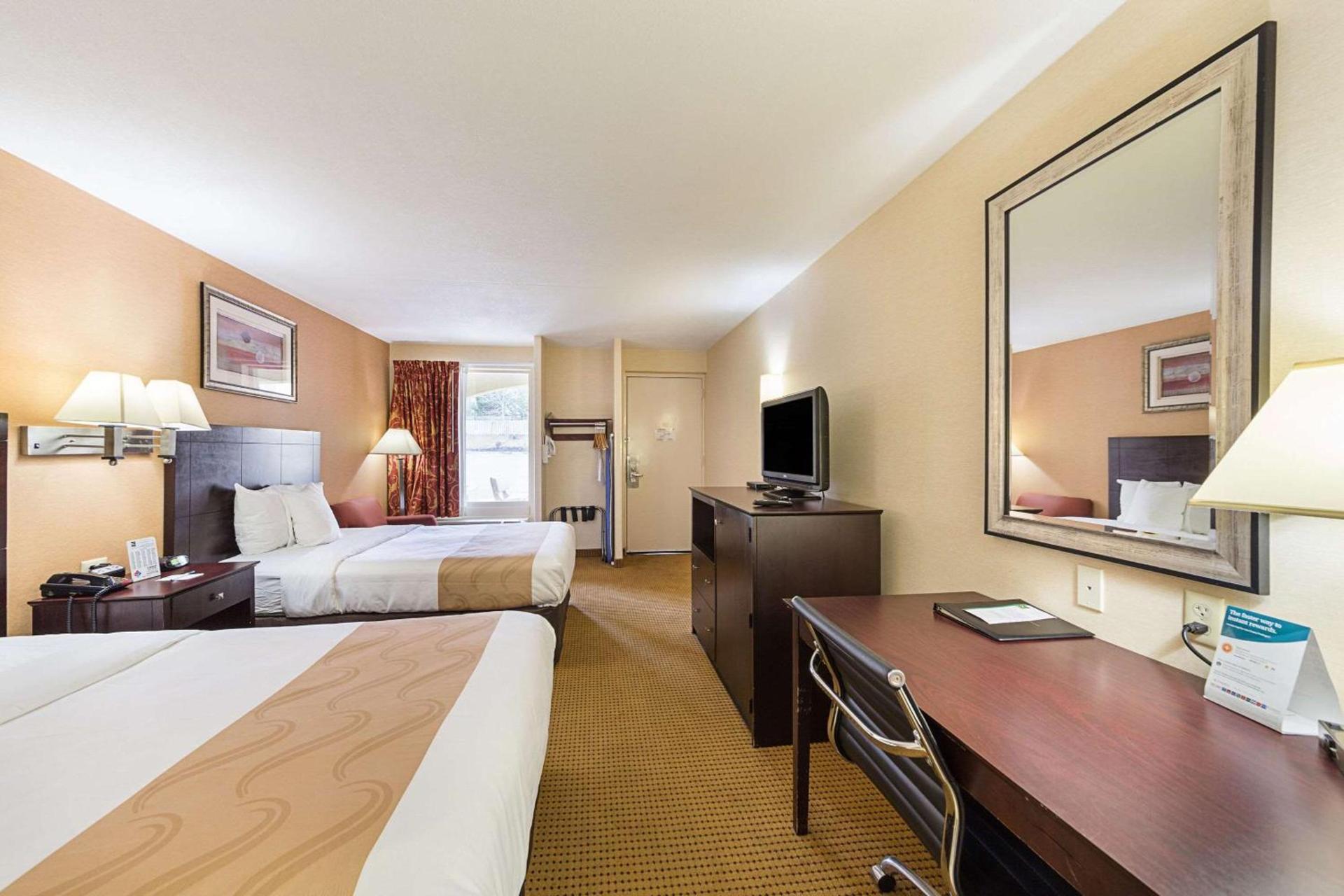 Red Roof Inn Media, PA photo 15