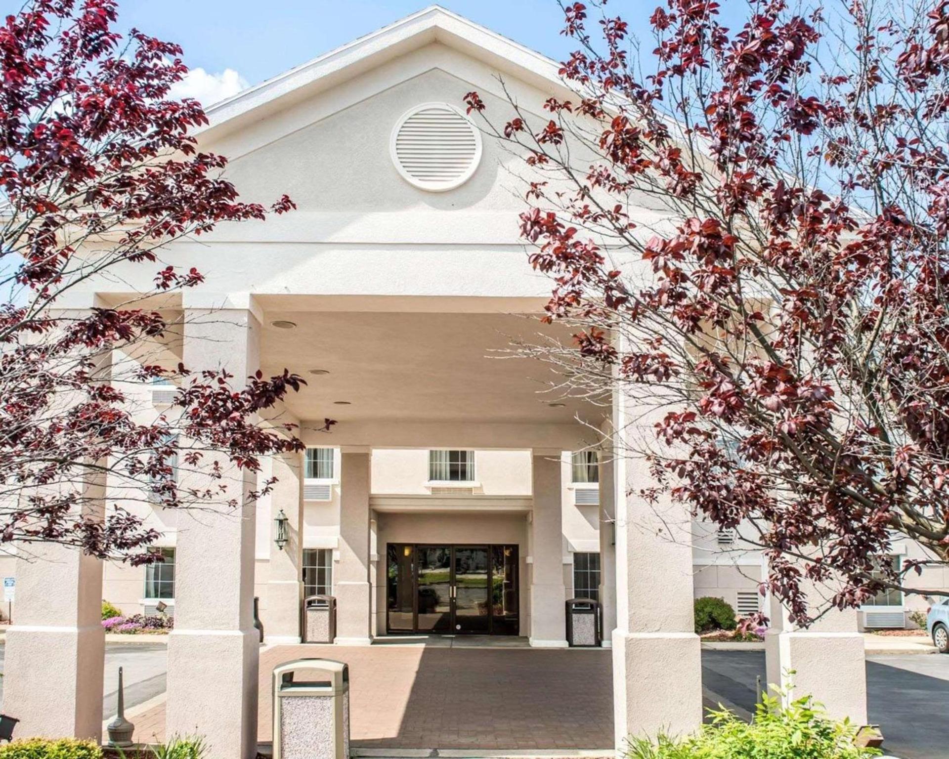 Wingate by Wyndham Grove City photo 4