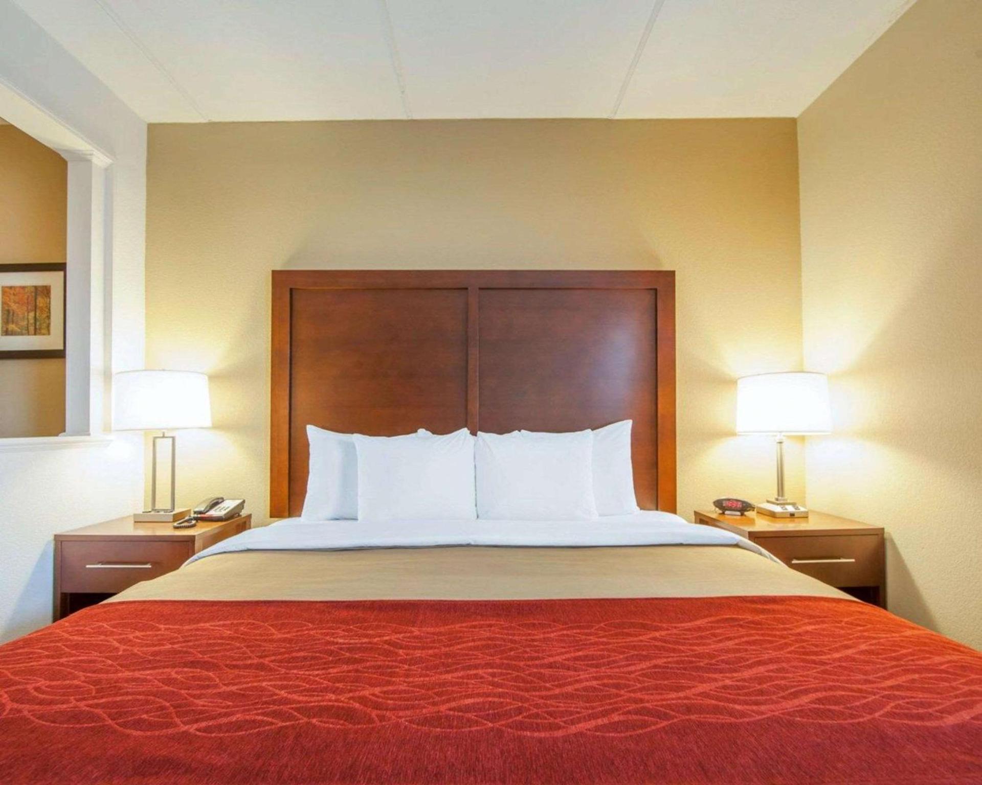 Comfort Inn at Royal Blue photo 20