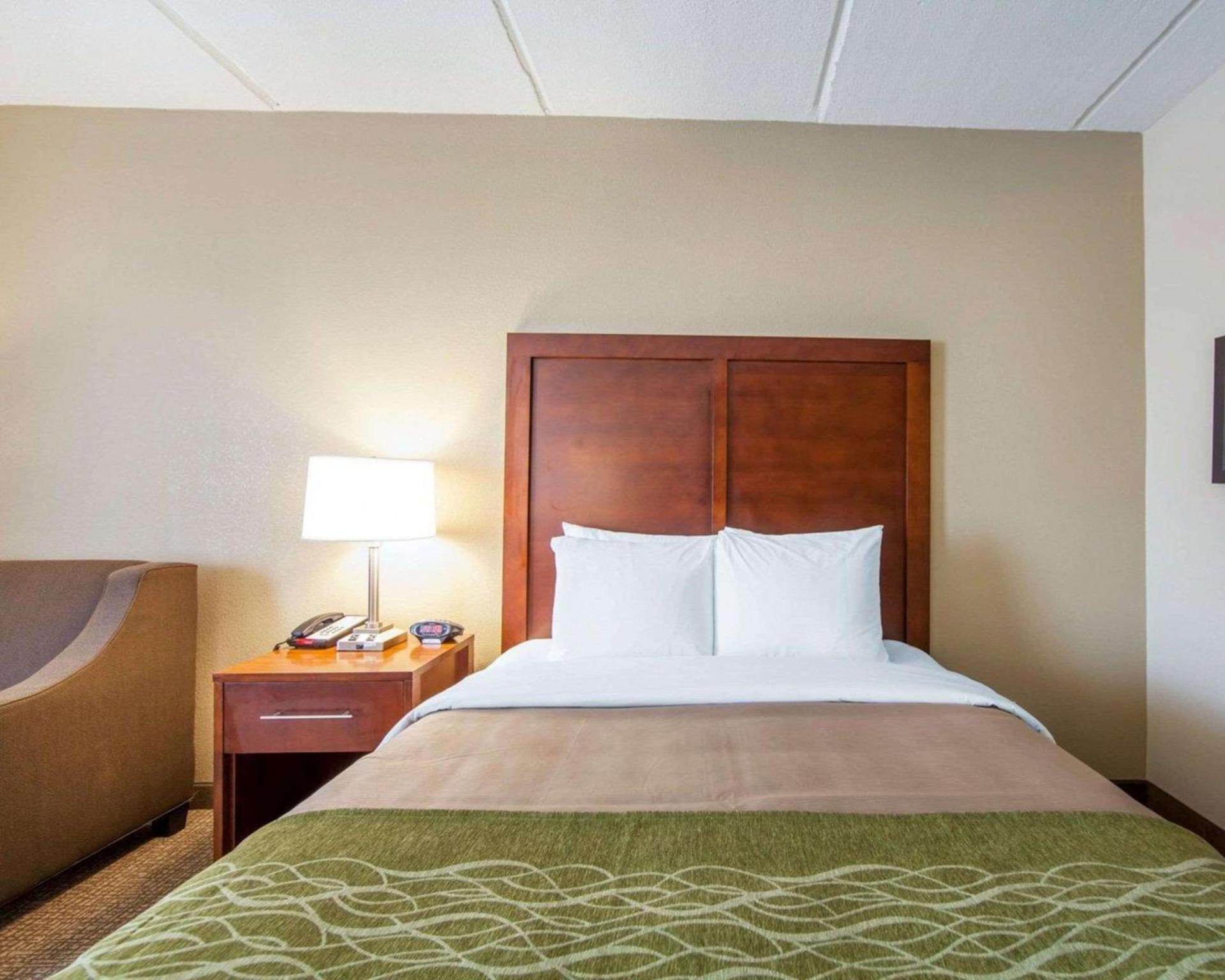 Comfort Inn at Royal Blue photo 26