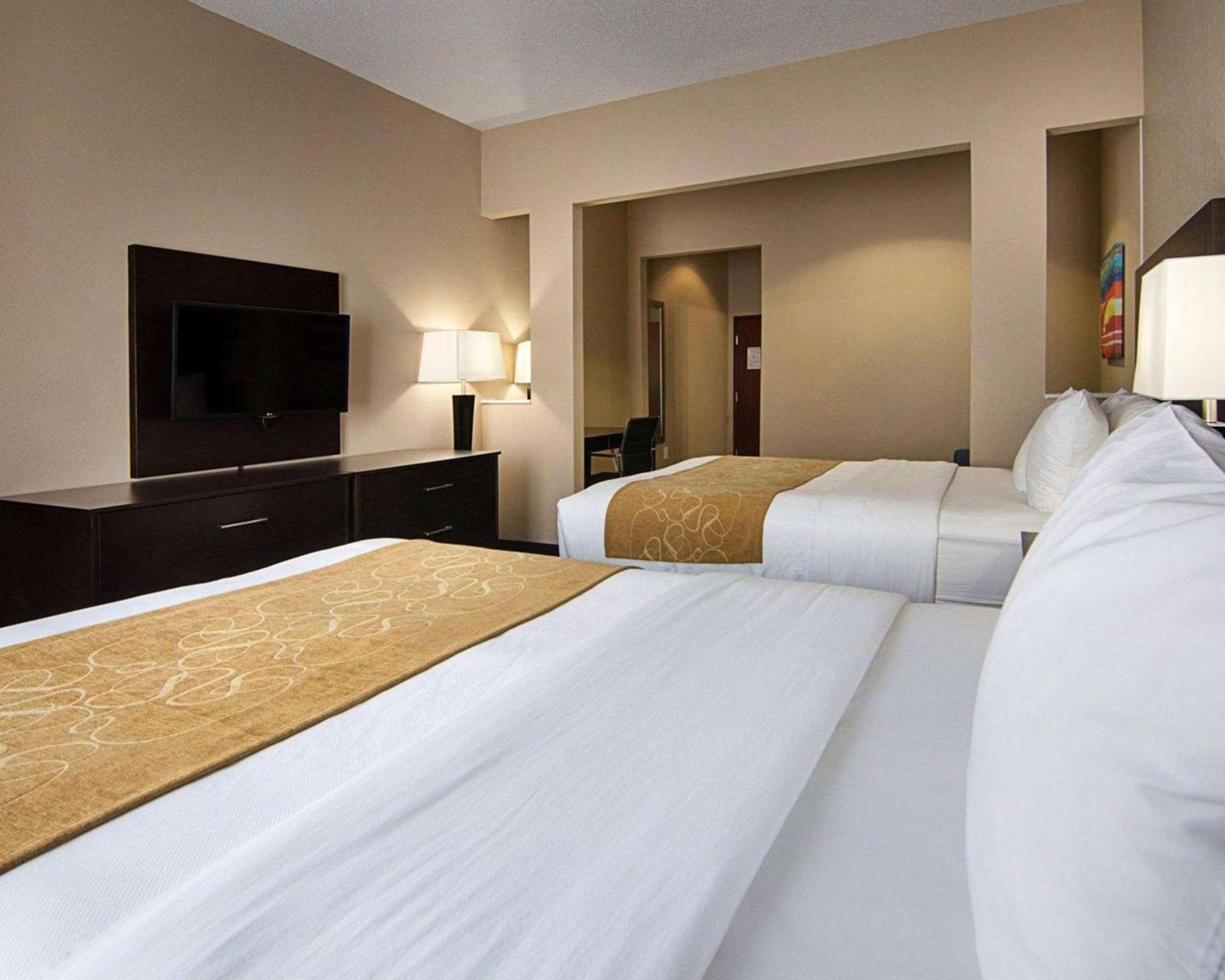Comfort Suites Houston West at Clay Road photo 13