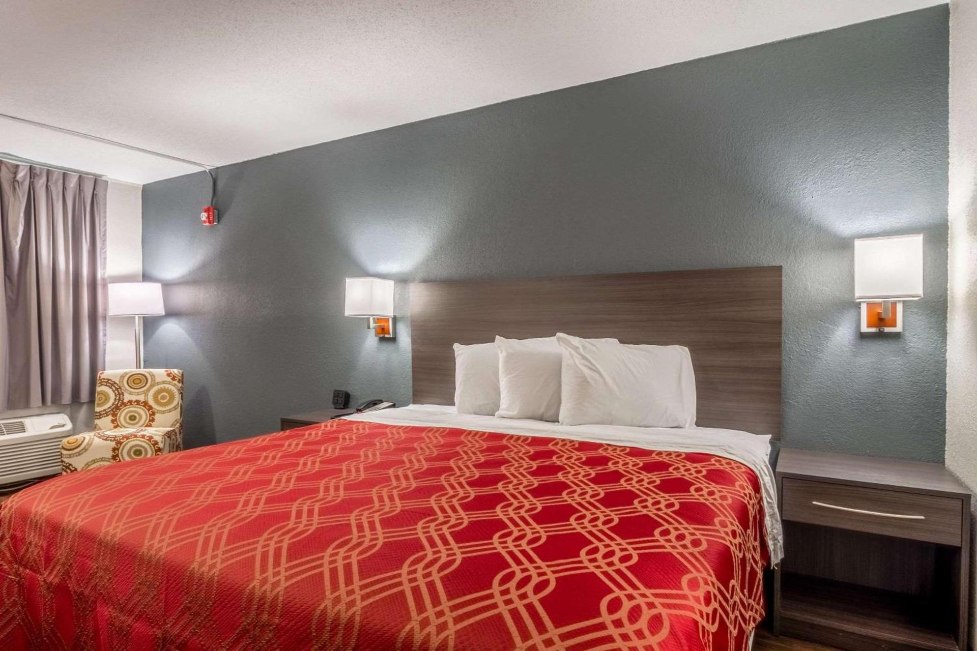 Econo Lodge East Ridge photo 16