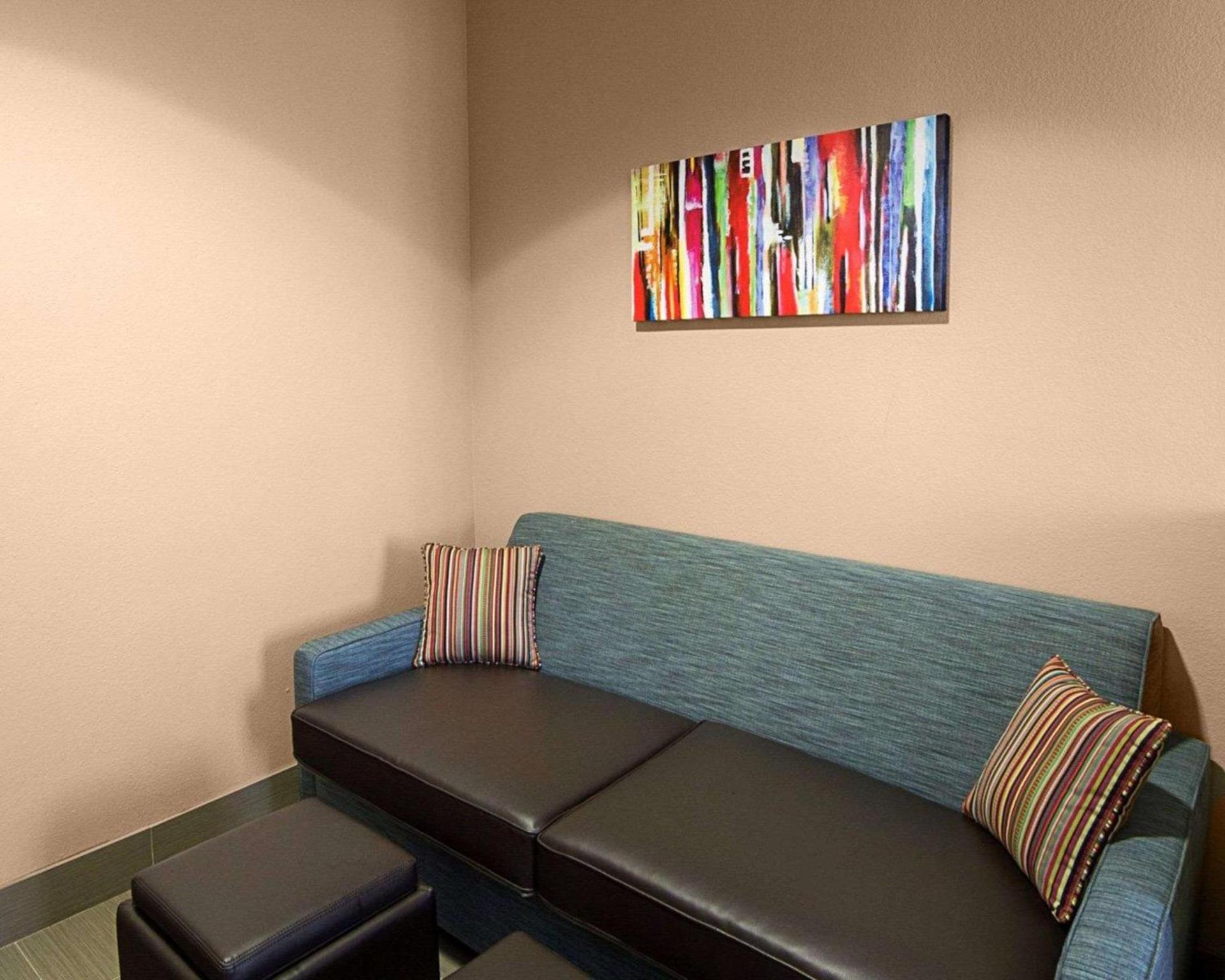 Comfort Suites Houston West at Clay Road photo 10