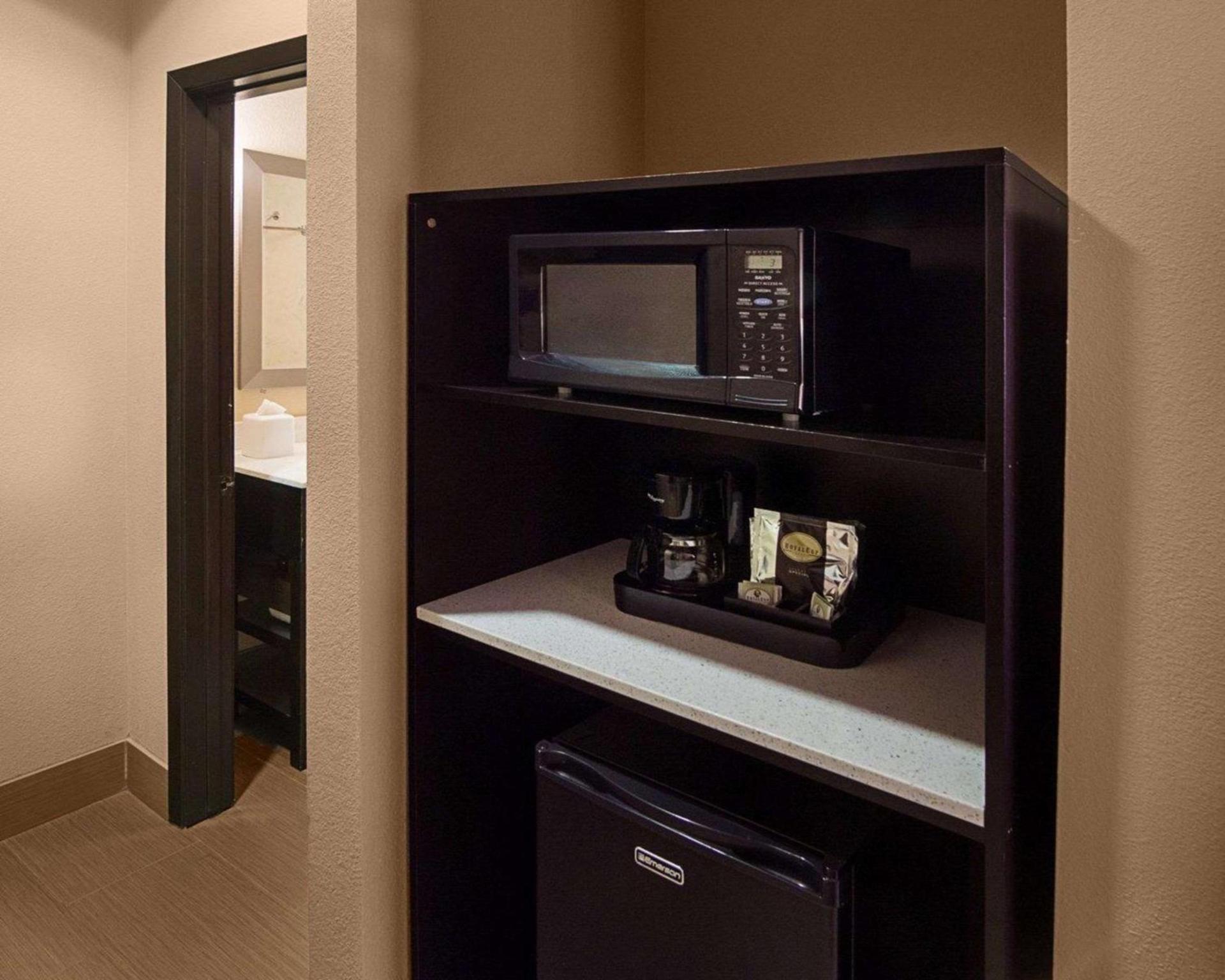 Comfort Suites Houston West at Clay Road photo 21