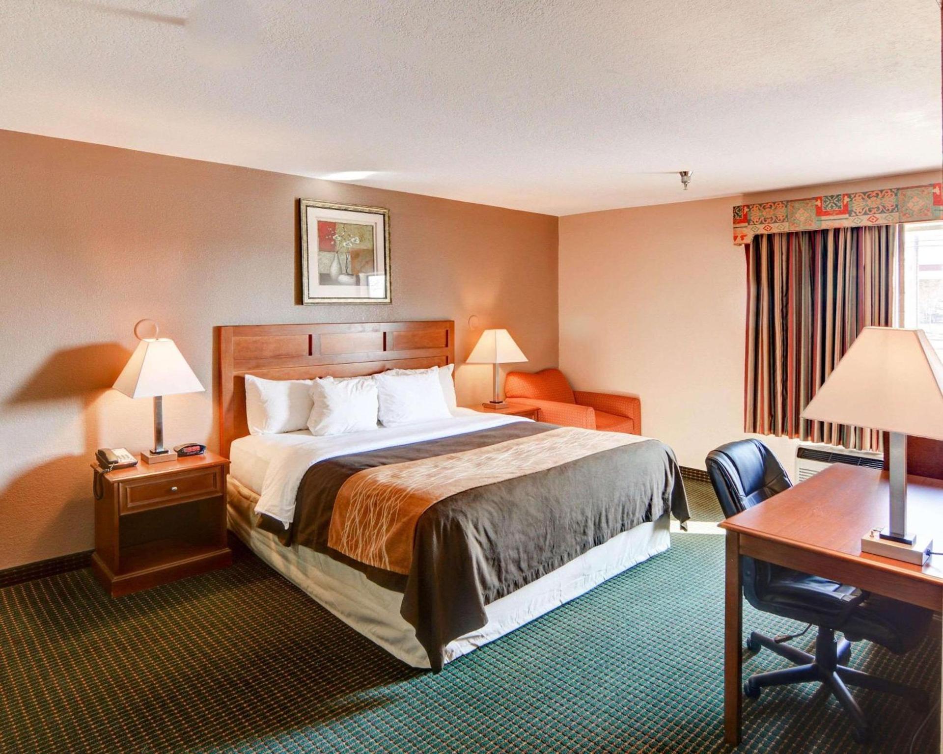 Quality Inn Forest Hill - Fort Worth South photo 4