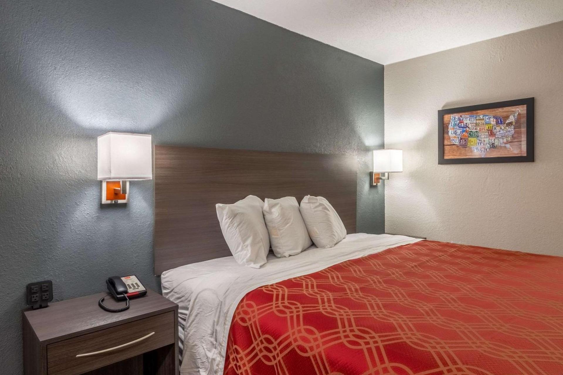Econo Lodge East Ridge photo 14