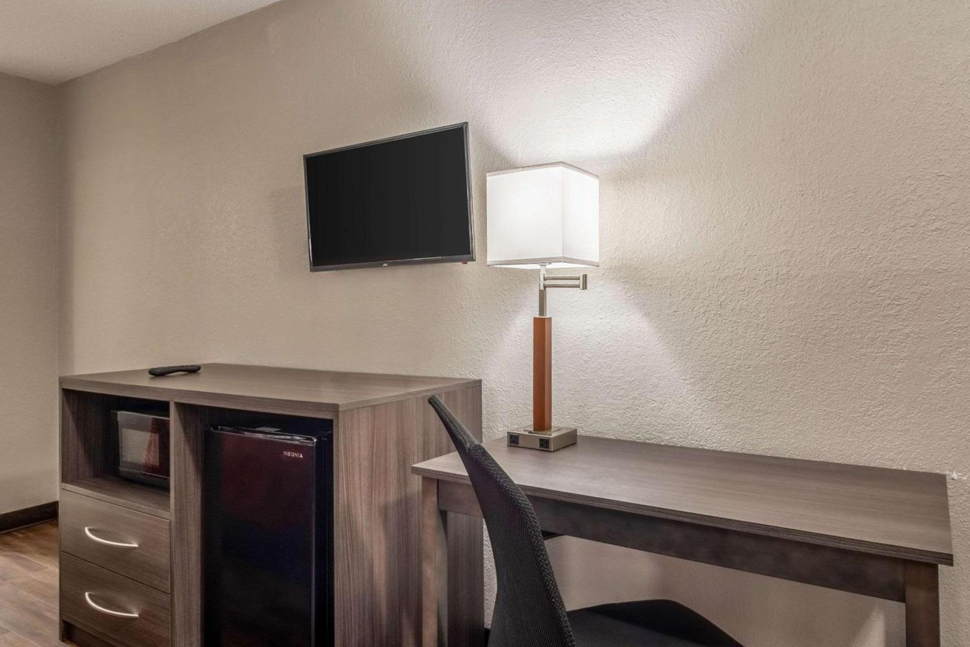 Econo Lodge East Ridge photo 15