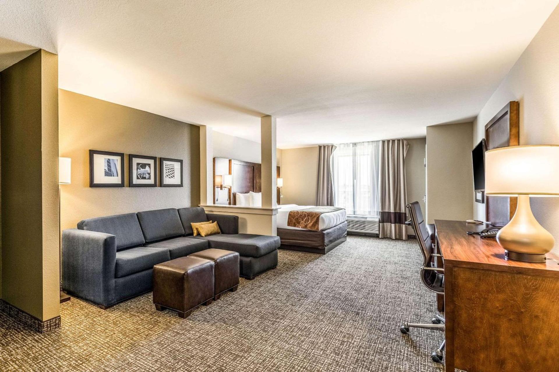Comfort Suites Channelview - Houston East photo 23