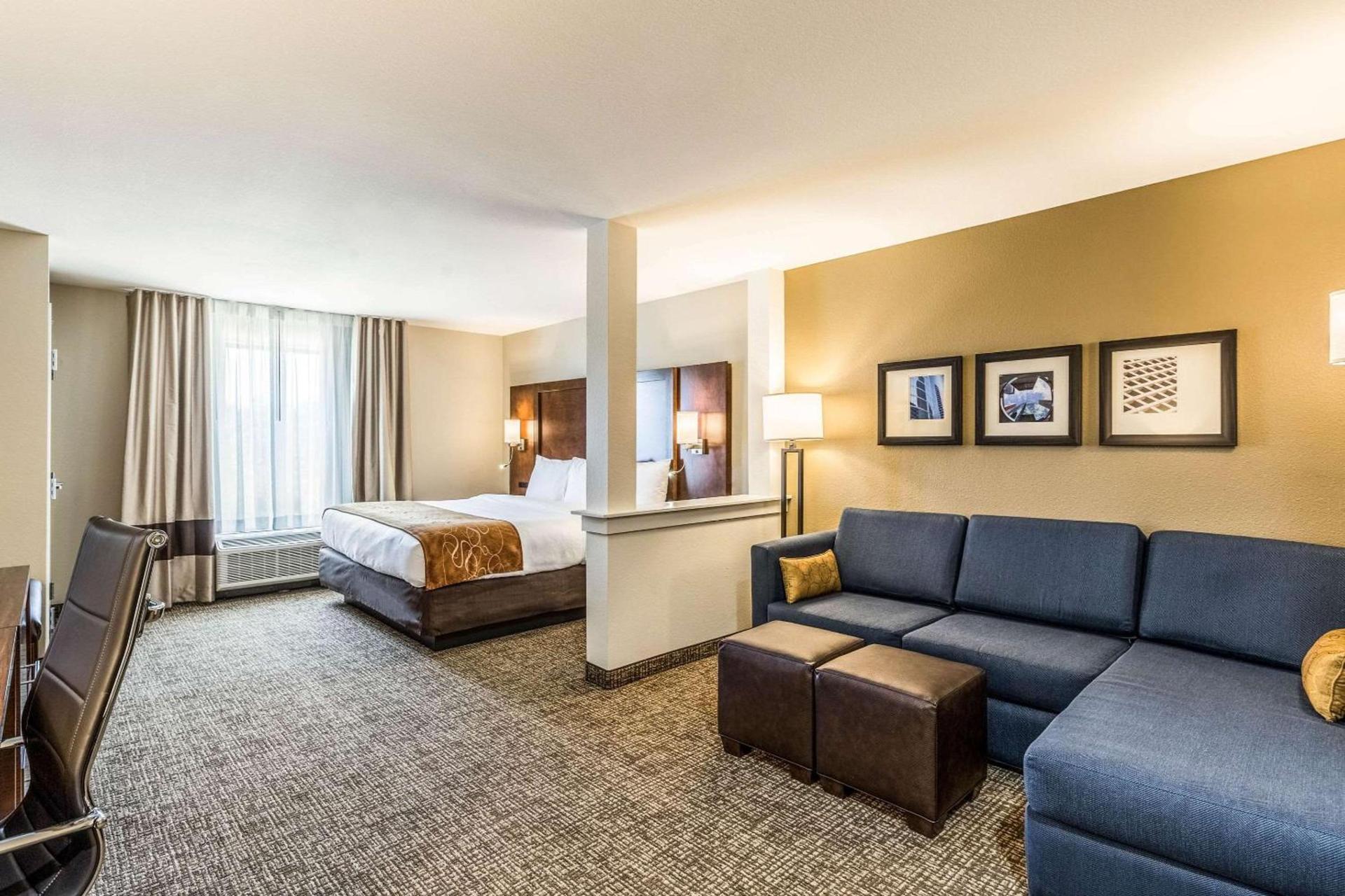 Comfort Suites Channelview - Houston East photo 17