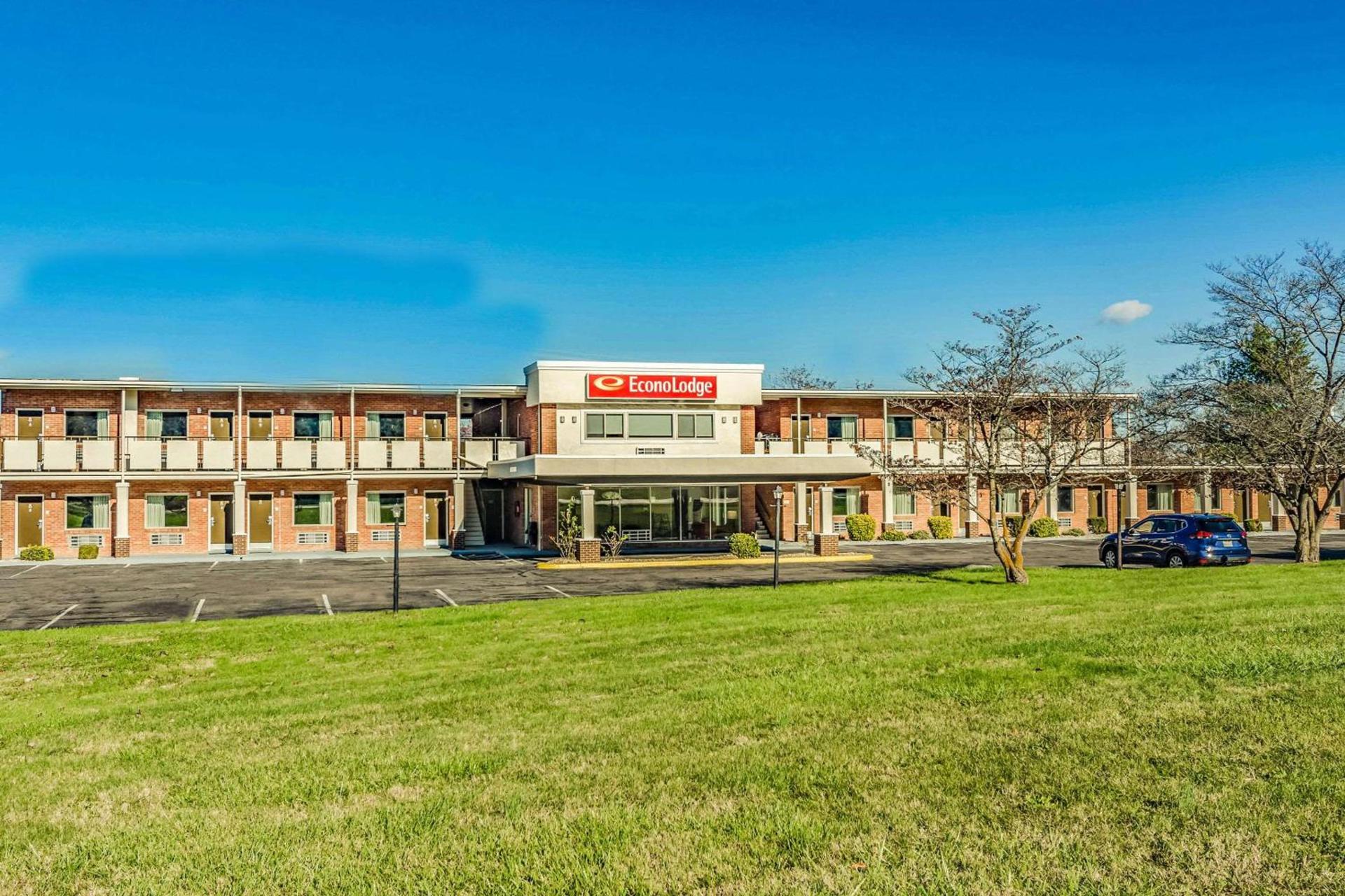 Econo Lodge Lexington Downtown near I-81 — hotel in Lexington
