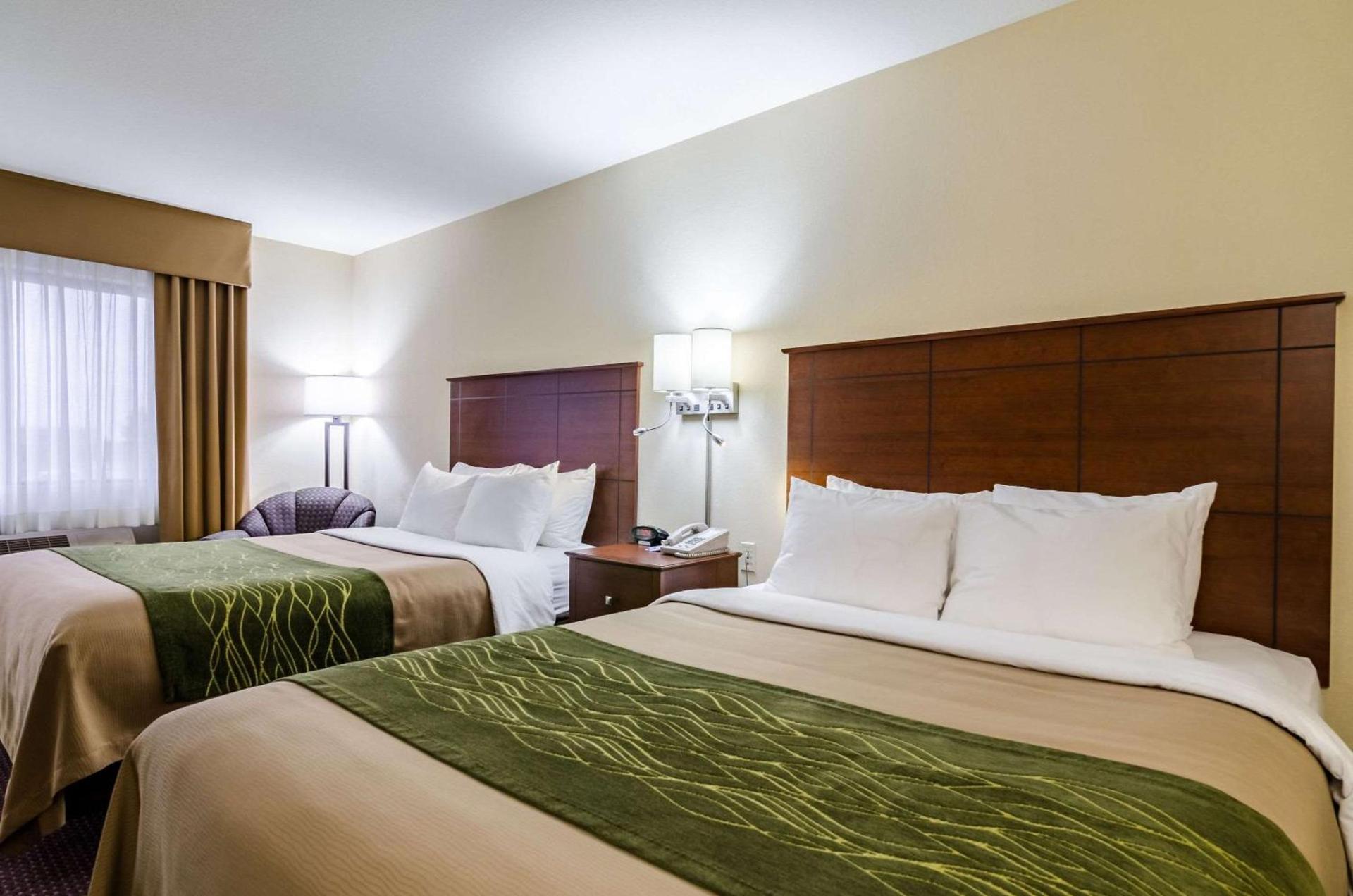 Quality Inn & Suites Colby photo 16