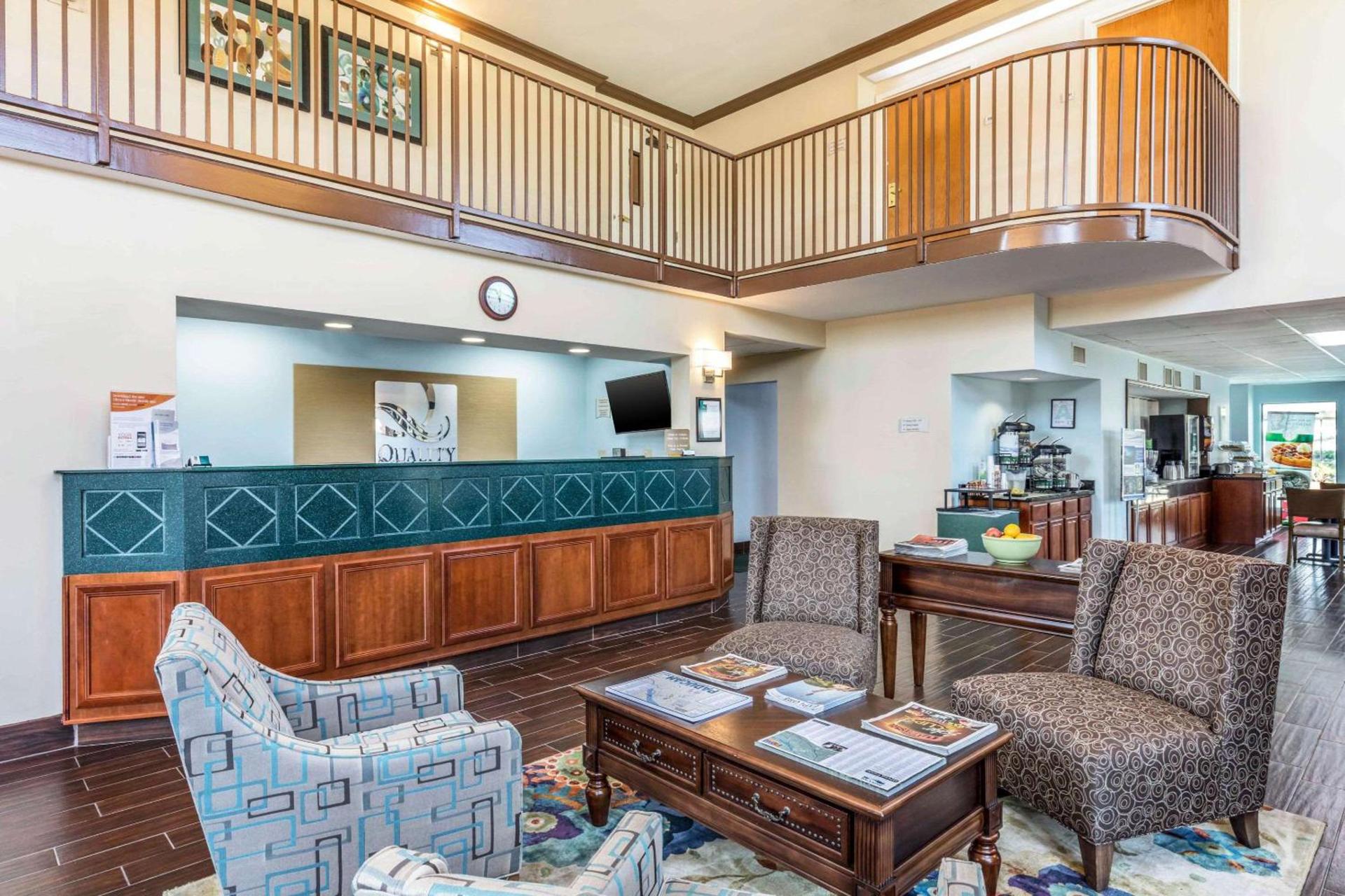 Quality Suites Paducah I-24 photo 3