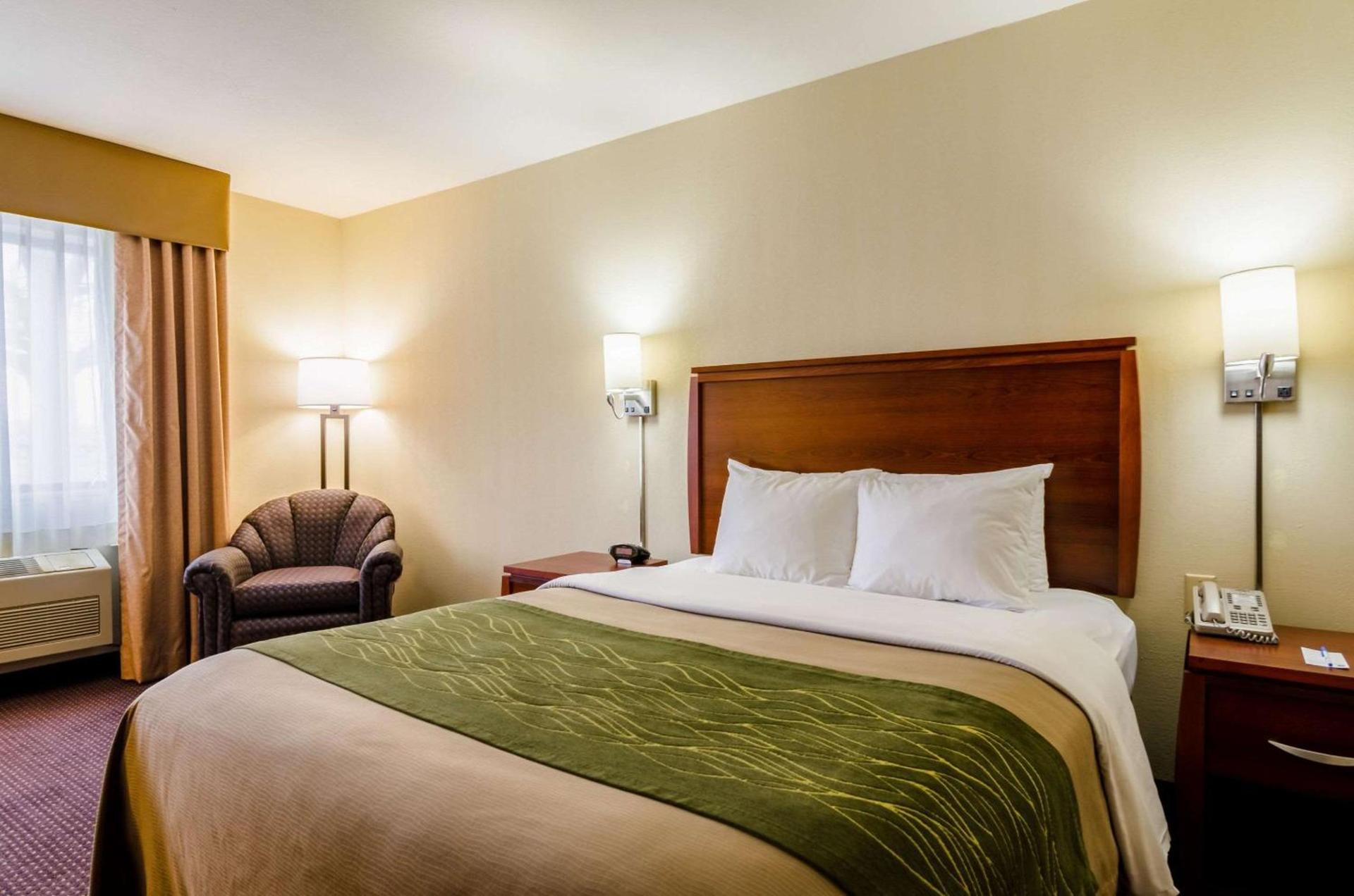 Quality Inn & Suites Colby photo 10