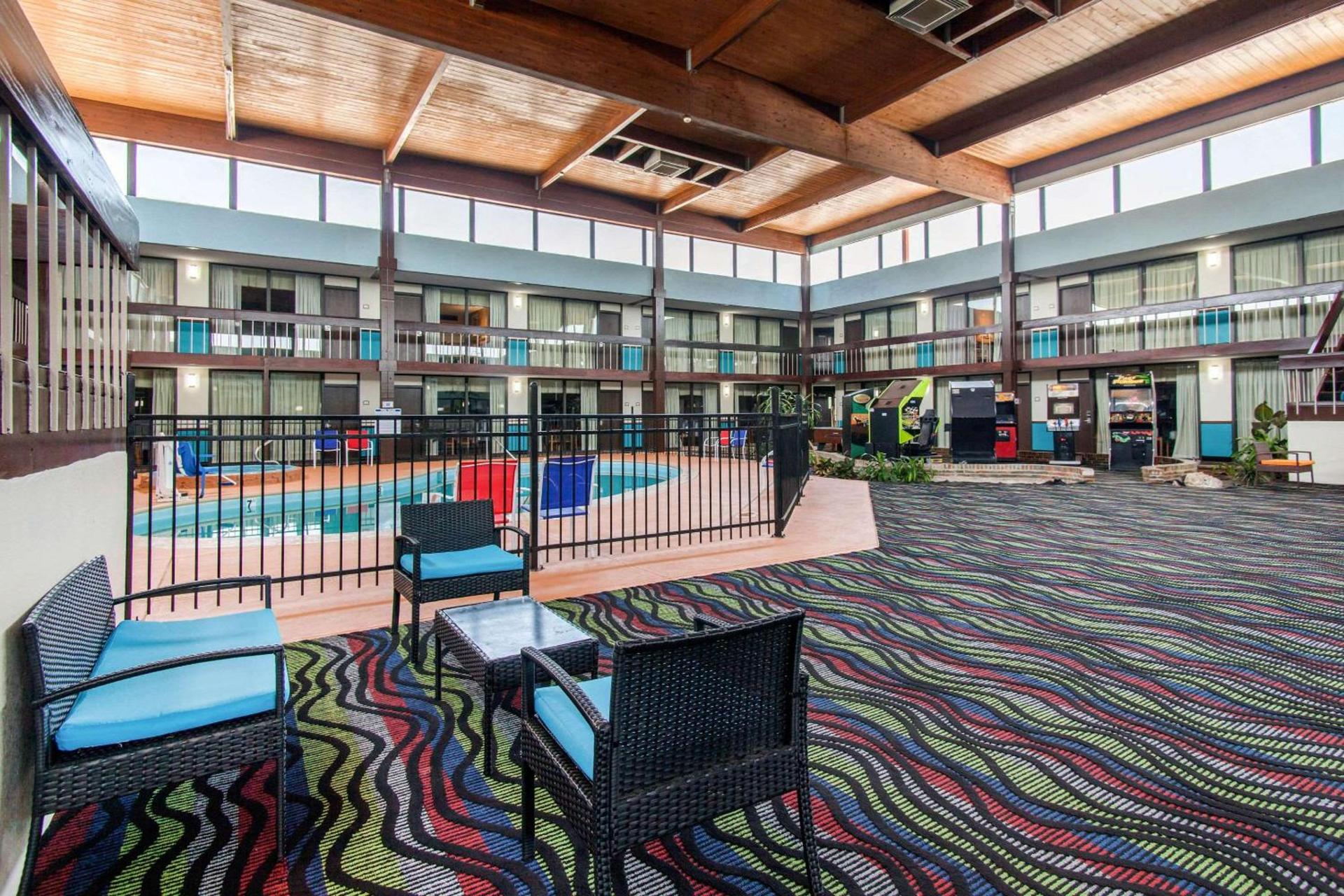 Quality Inn Arkansas City North photo 24
