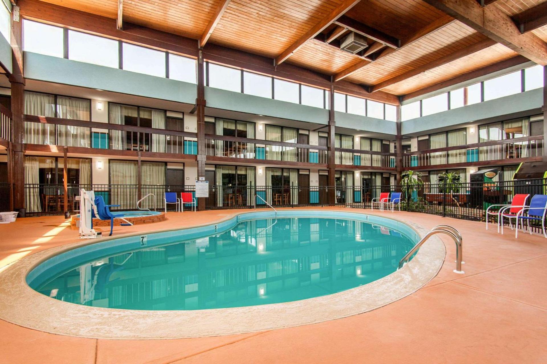 Quality Inn Arkansas City North photo 22