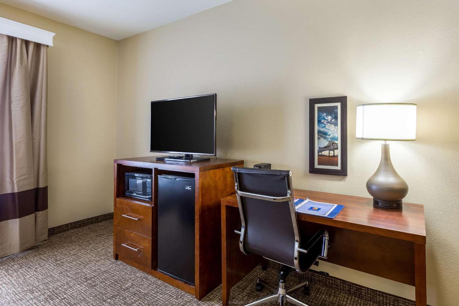 Sonesta Essential - Baton Rouge Airport photo 12